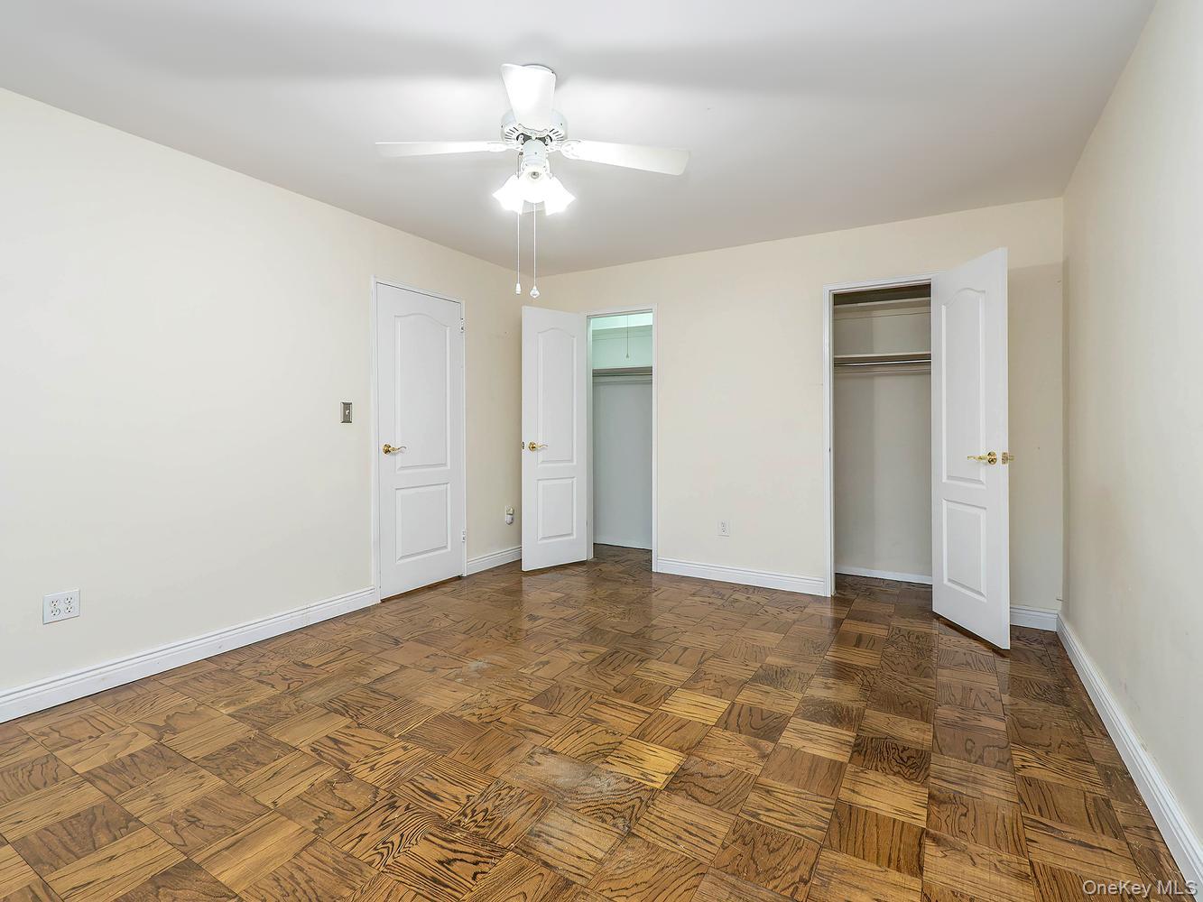 32 Pearsall 1a Property Photo 11