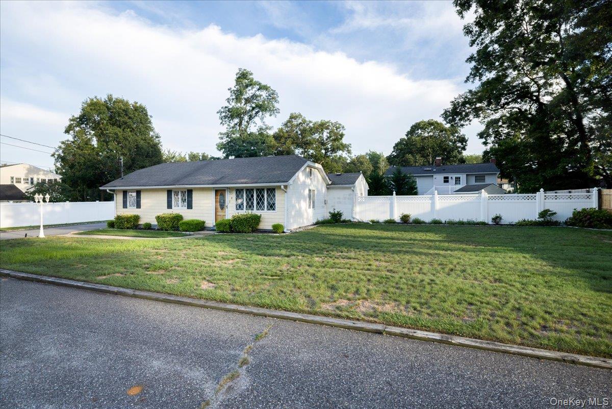 8 Doradell Drive Property Photo 3