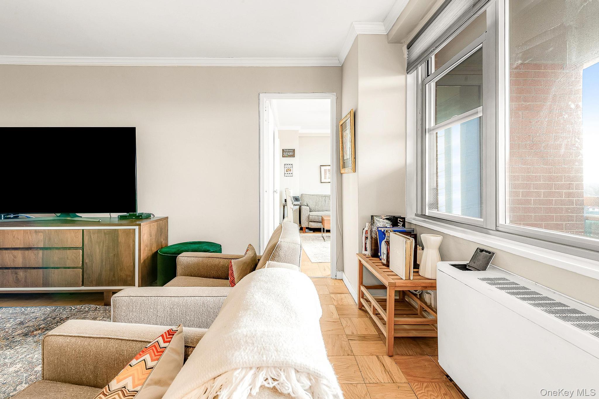 70-25 Yellowstone Boulevard 11h Property Photo 10