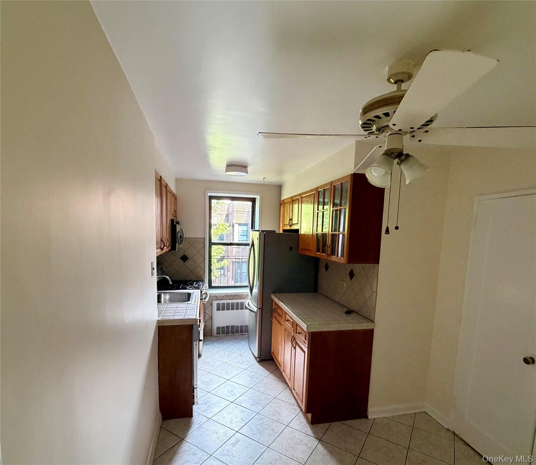 88-10 34 Avenue 6a Property Photo 11