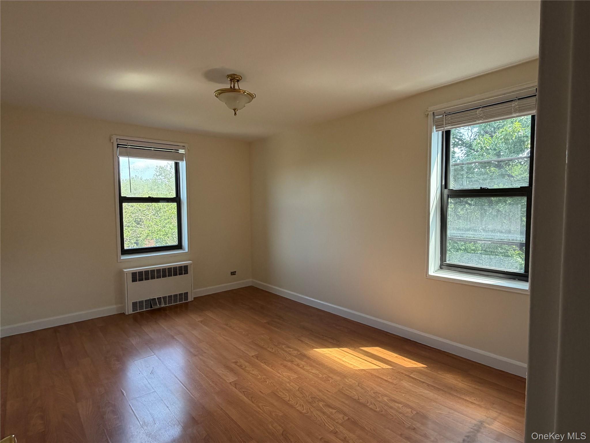 88-10 34 Avenue 6a Property Photo 12