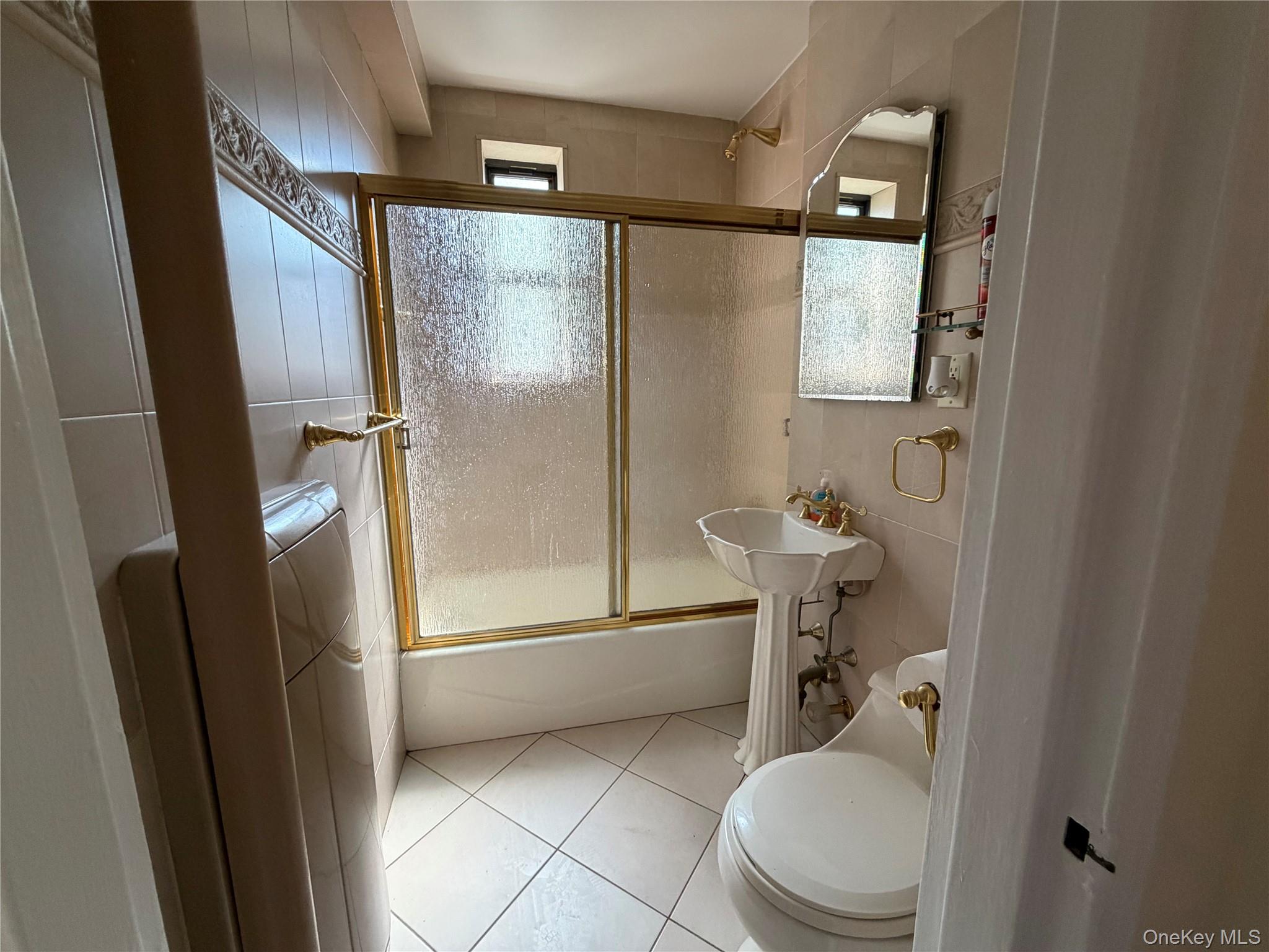 88-10 34 Avenue 6a Property Photo 14