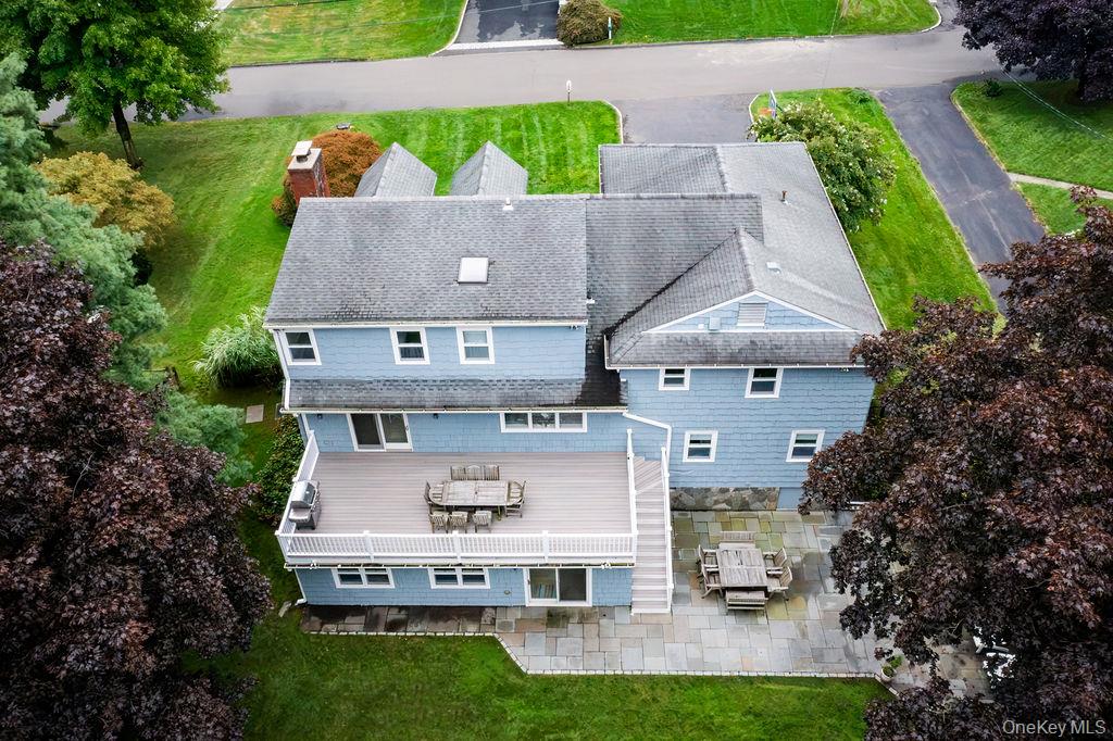 18 Shady Brook Lane Property Photo 32