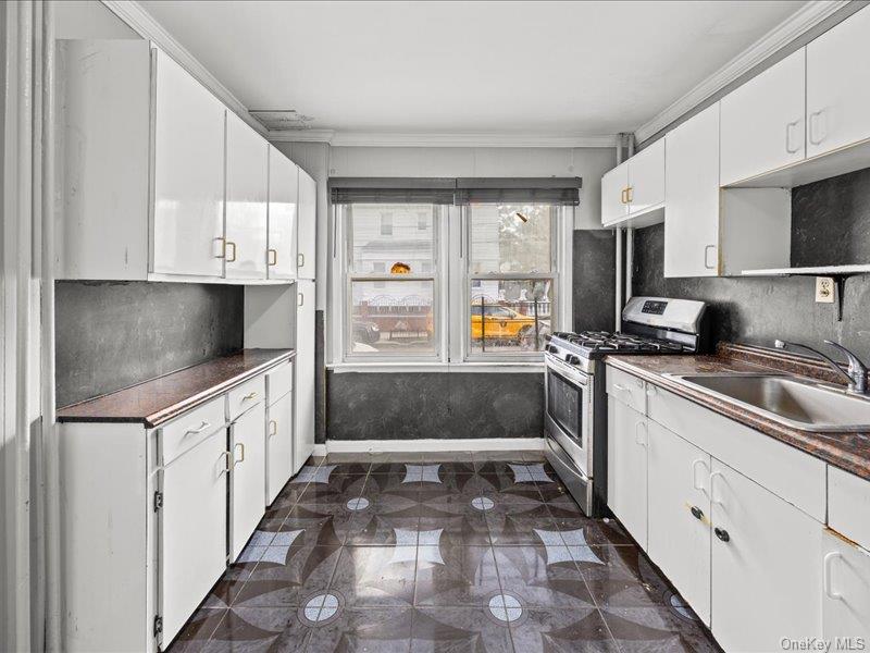 124-01 111 Property Photo 15
