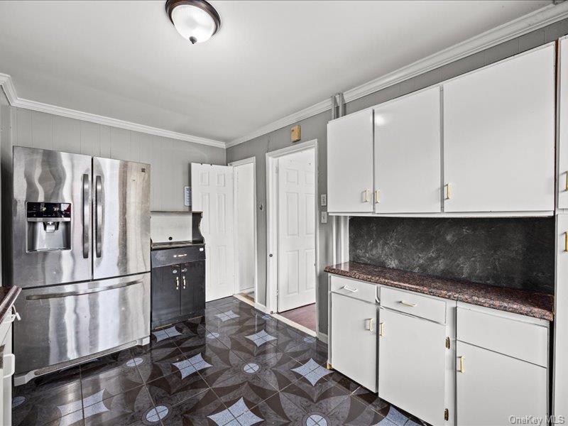 124-01 111 Property Photo 16