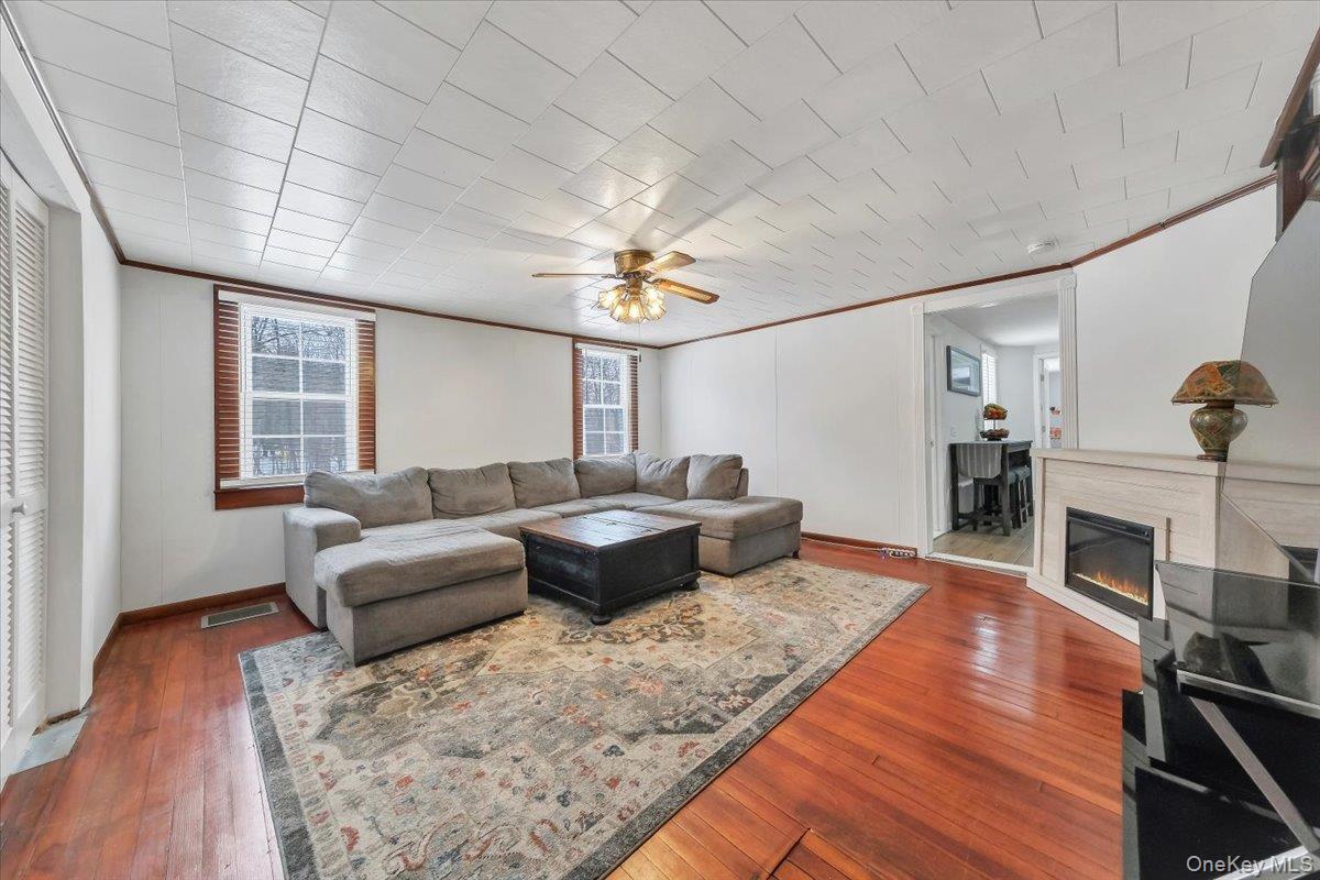 596 Angola Road Property Photo 7