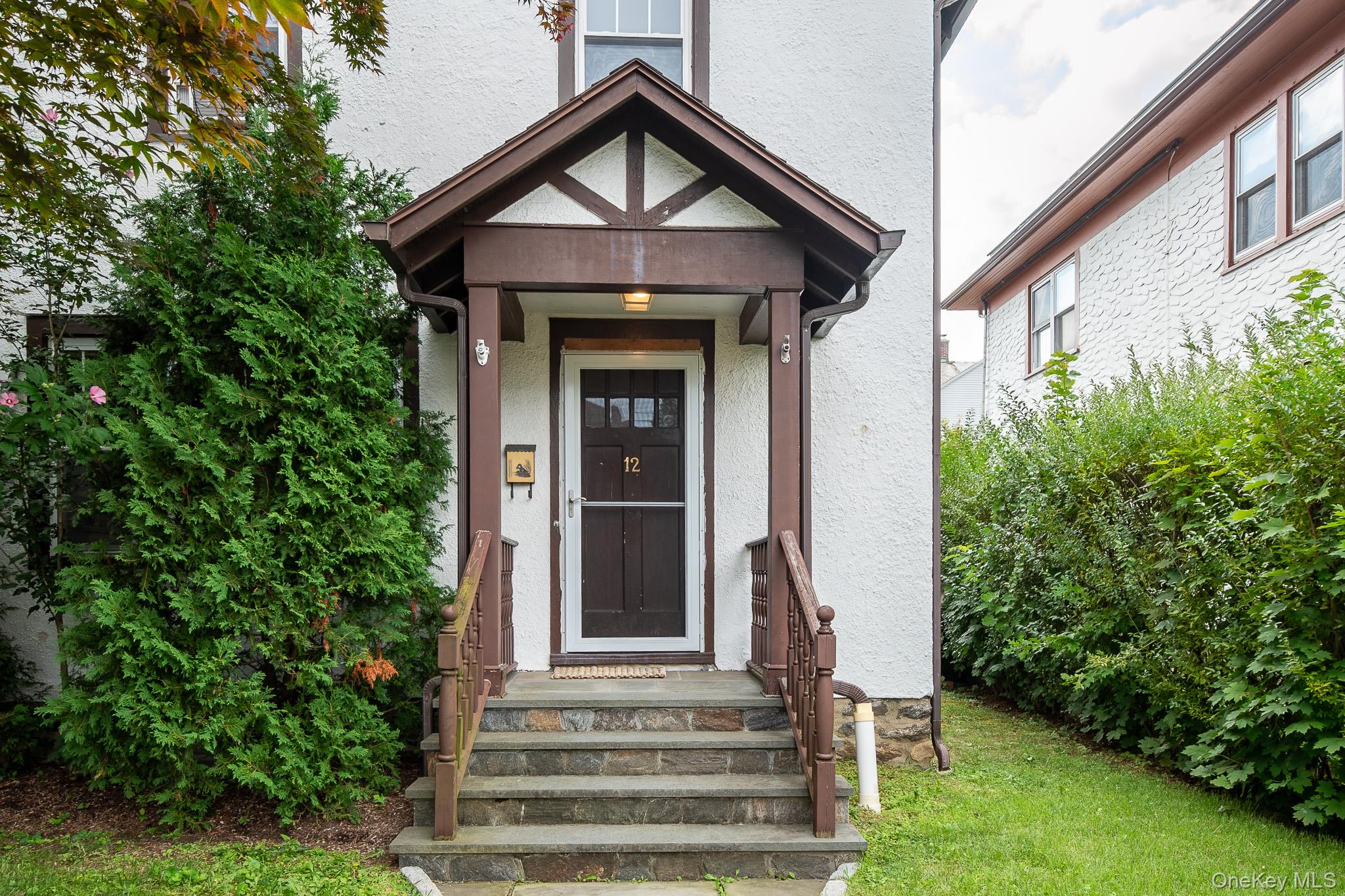 12 Perry Avenue Property Photo 1