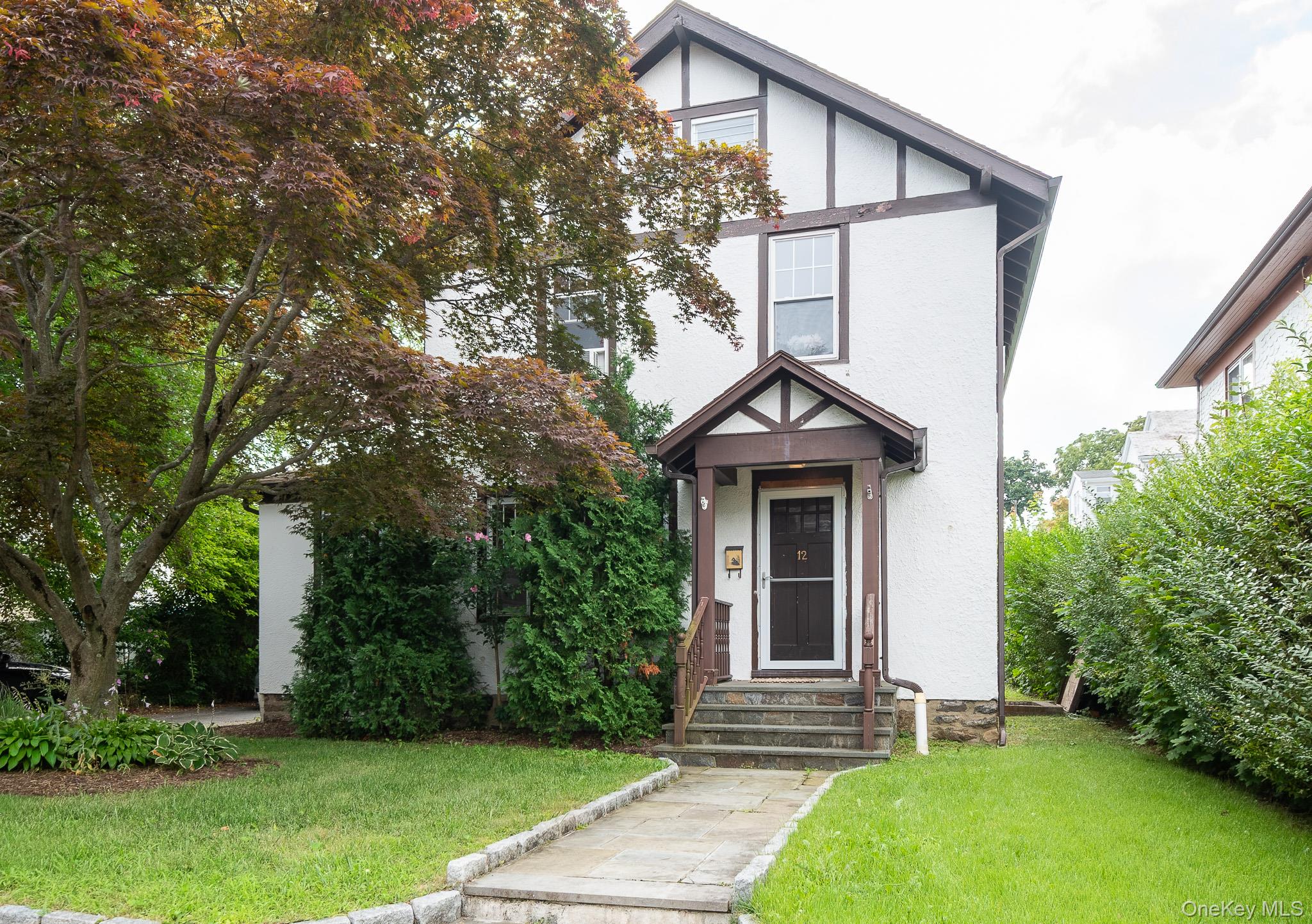 12 Perry Avenue Property Photo 2