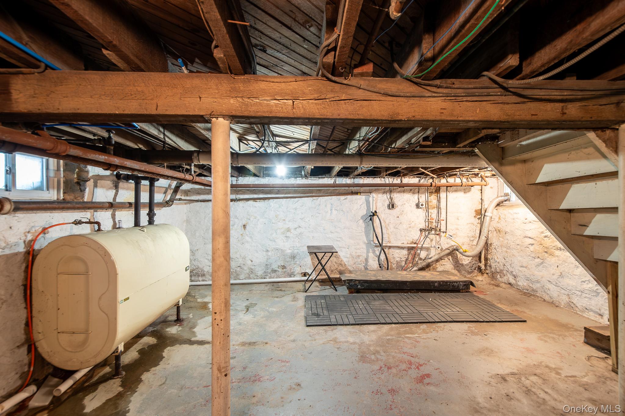 12 Perry Avenue Property Photo 29