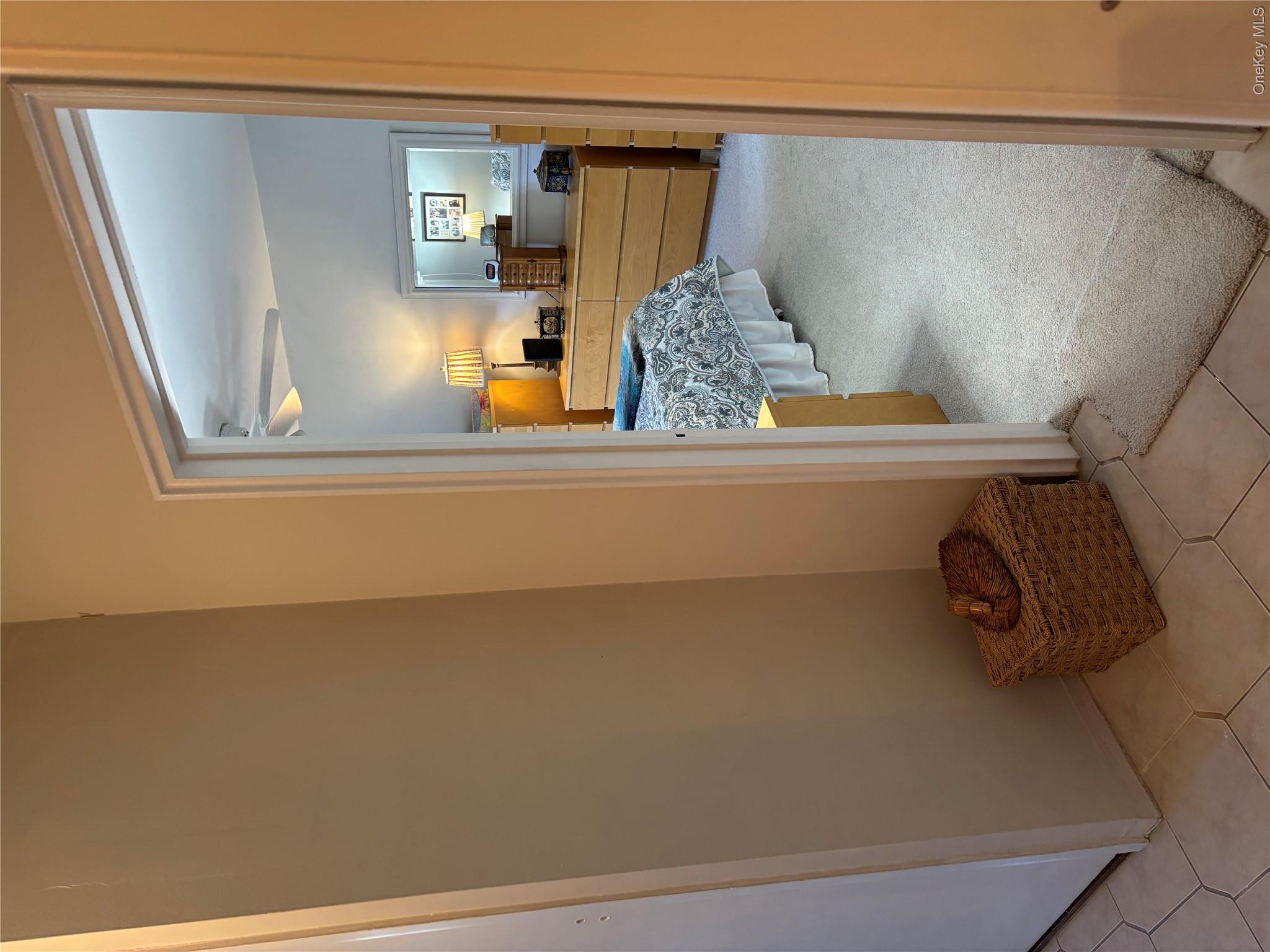 40 Lawrence Drive D Property Photo 14