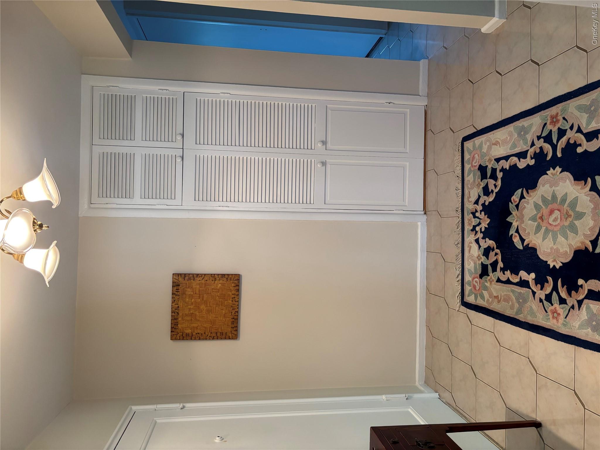 40 Lawrence Drive D Property Photo 29
