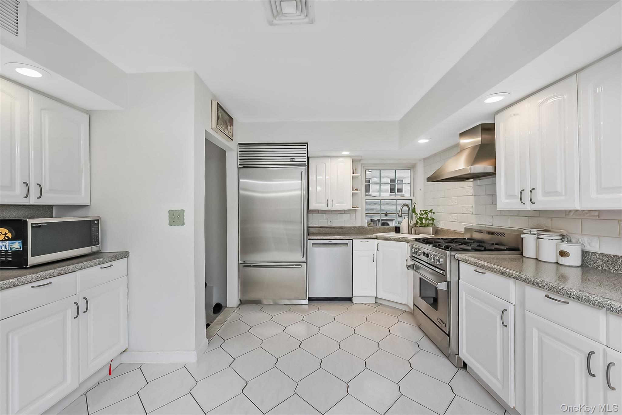2-11 147th Street Property Photo 14