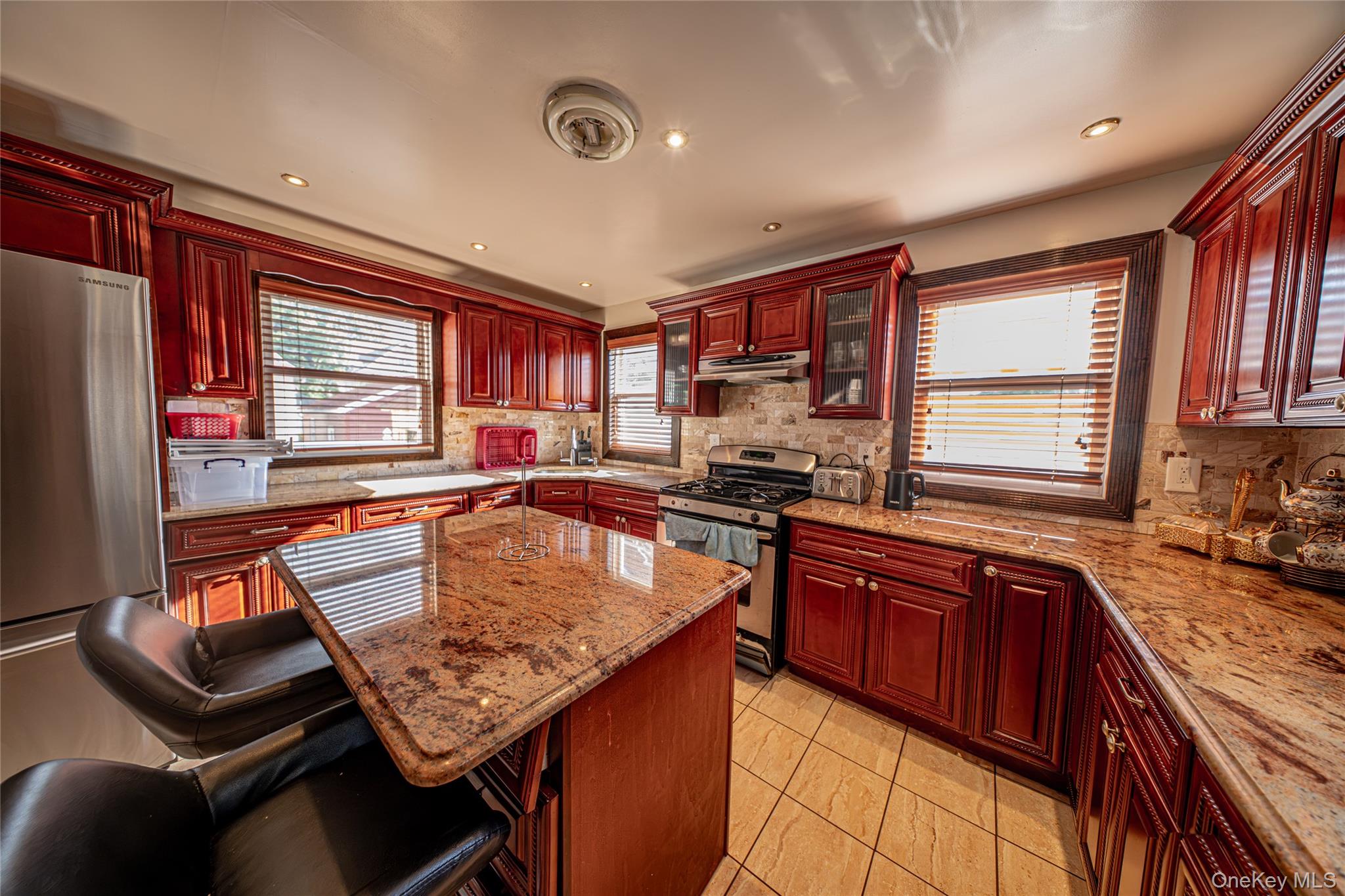 8564 104th Street Property Photo 9