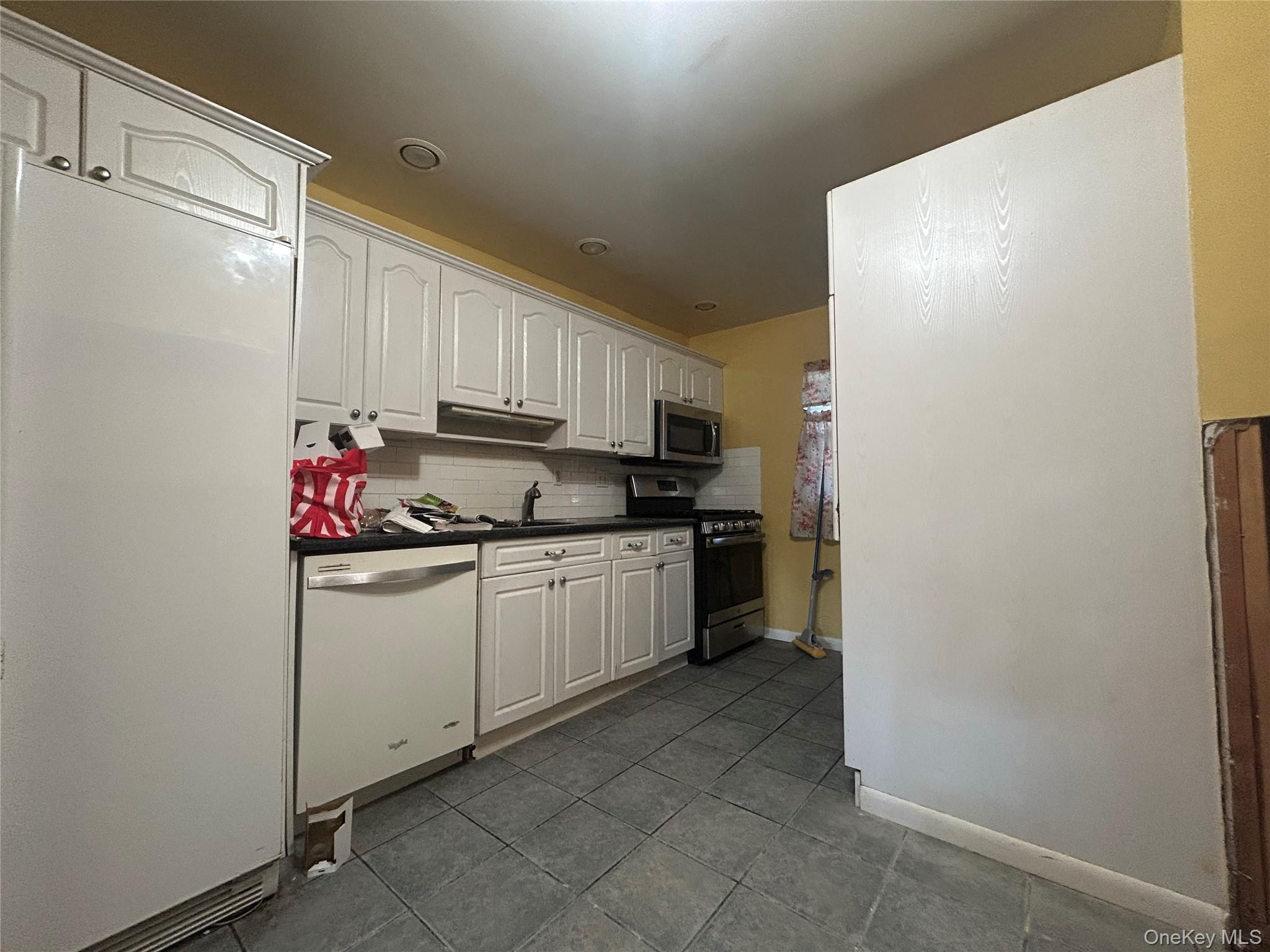 31 Farley Drive Property Photo 6