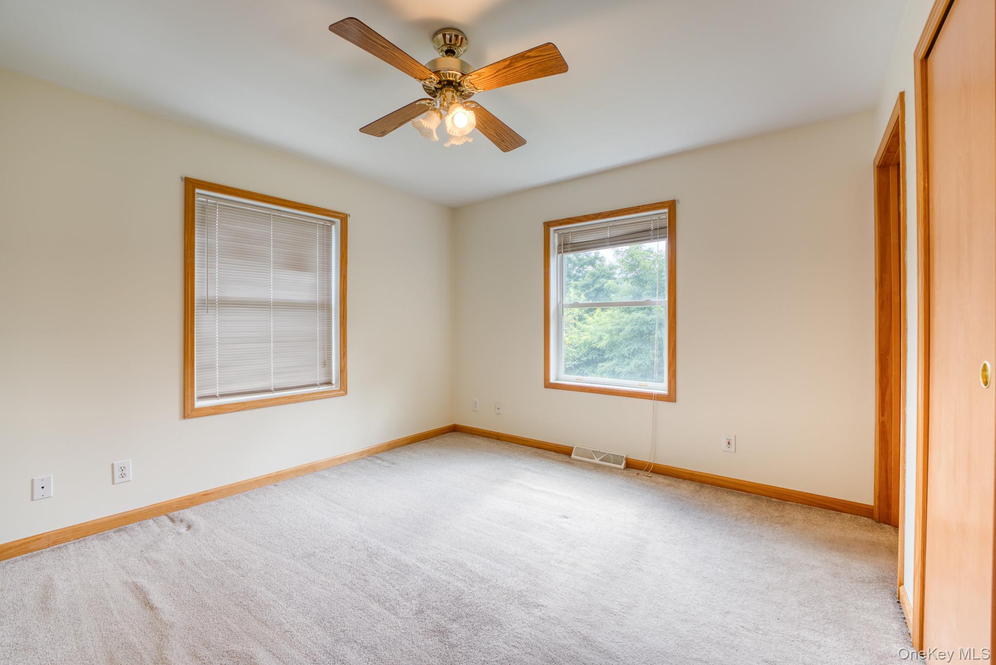200 Doris Street Property Photo 11