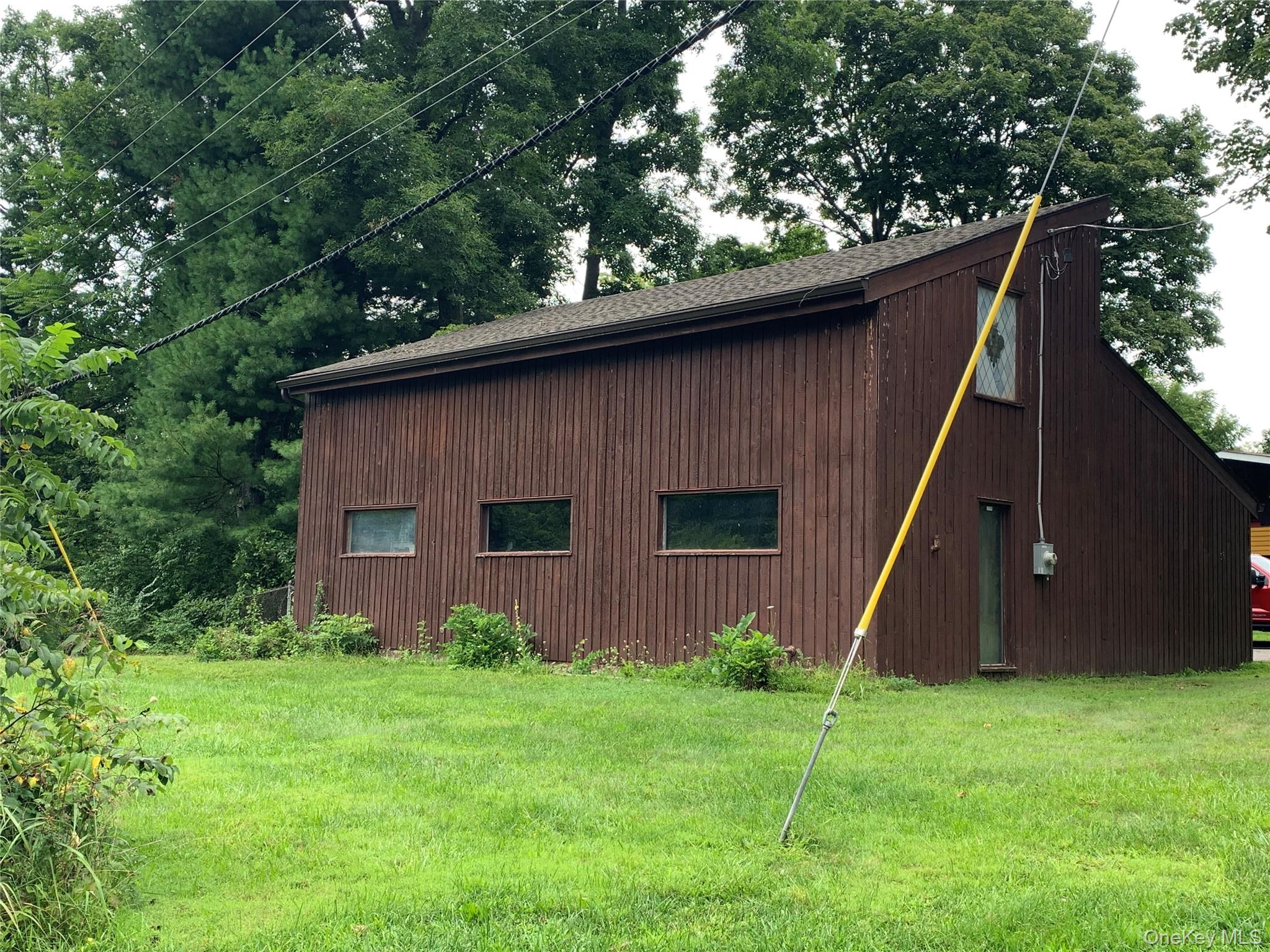 58 Ireland Drive Property Photo 4
