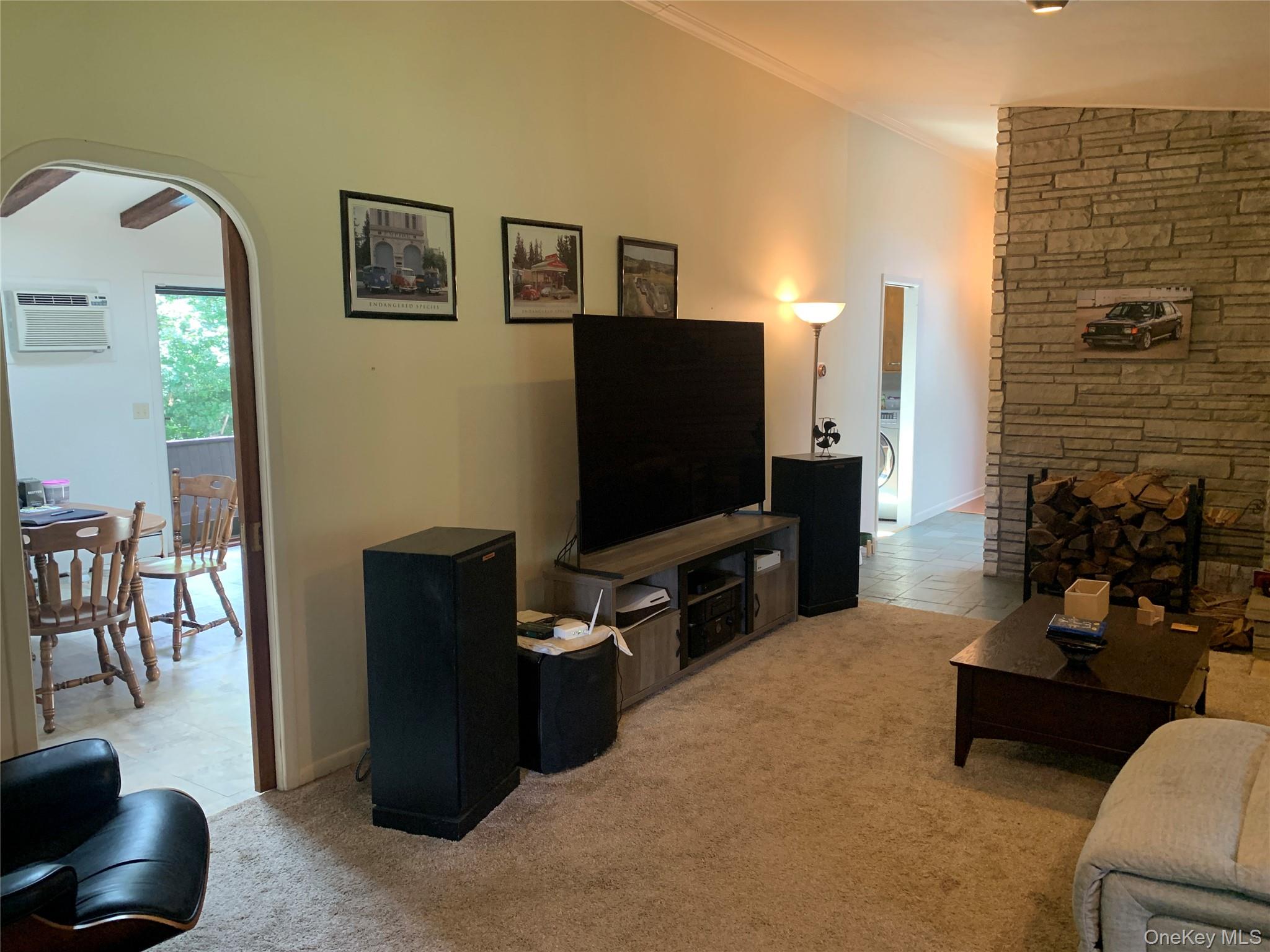 58 Ireland Drive Property Photo 12