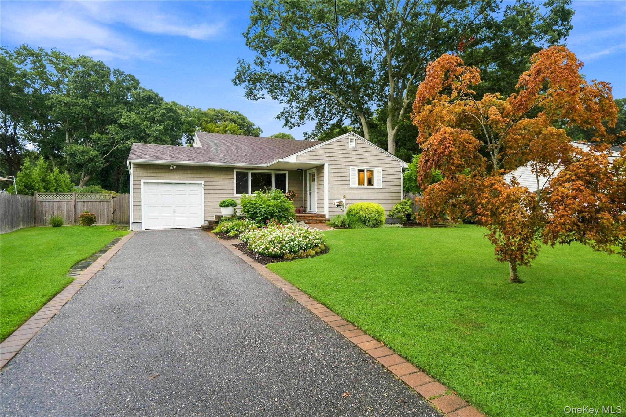 77 Lumur Drive Property Photo 1
