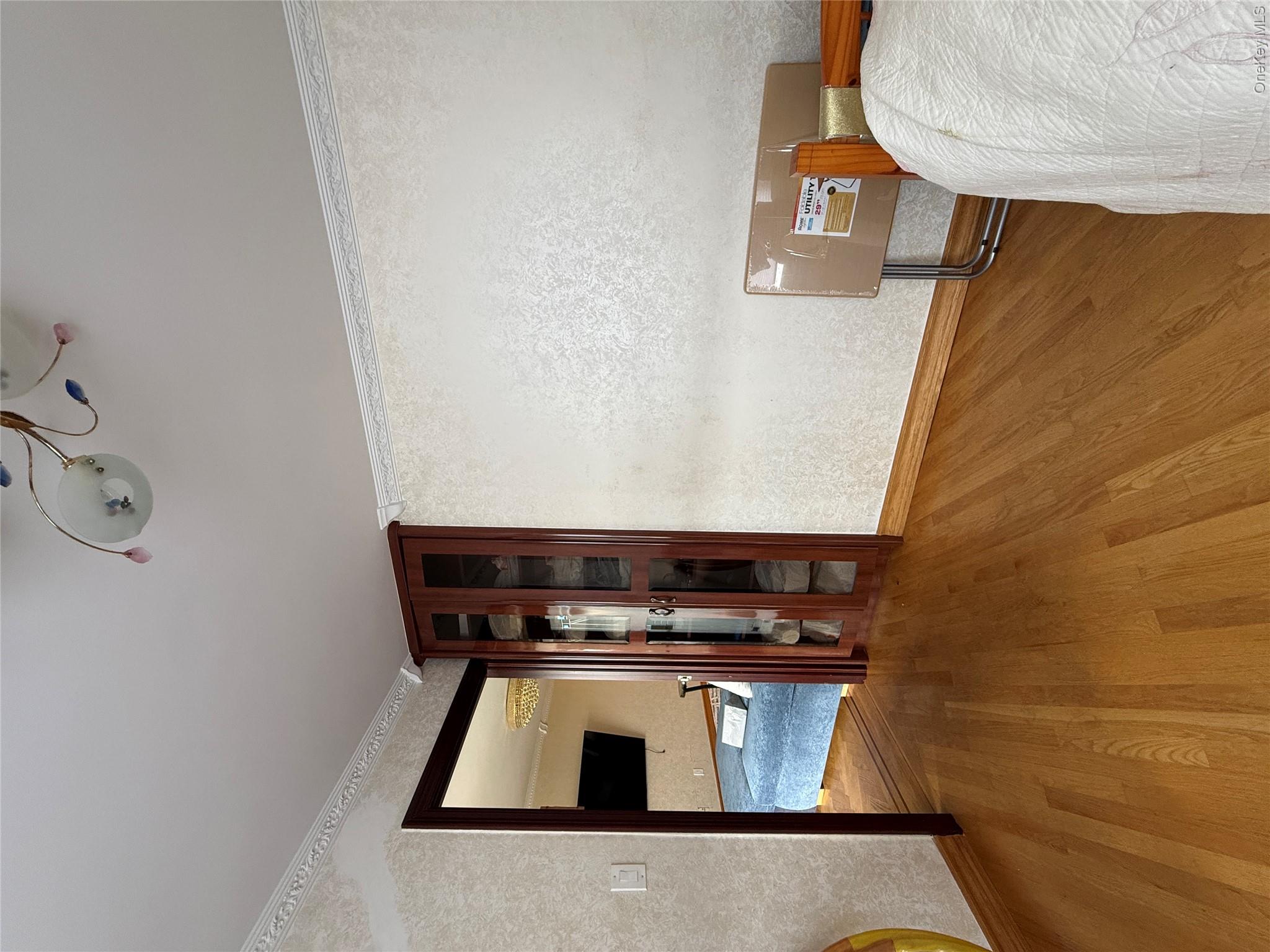 61-20 Grand Central Parkway C 905 Property Photo 12