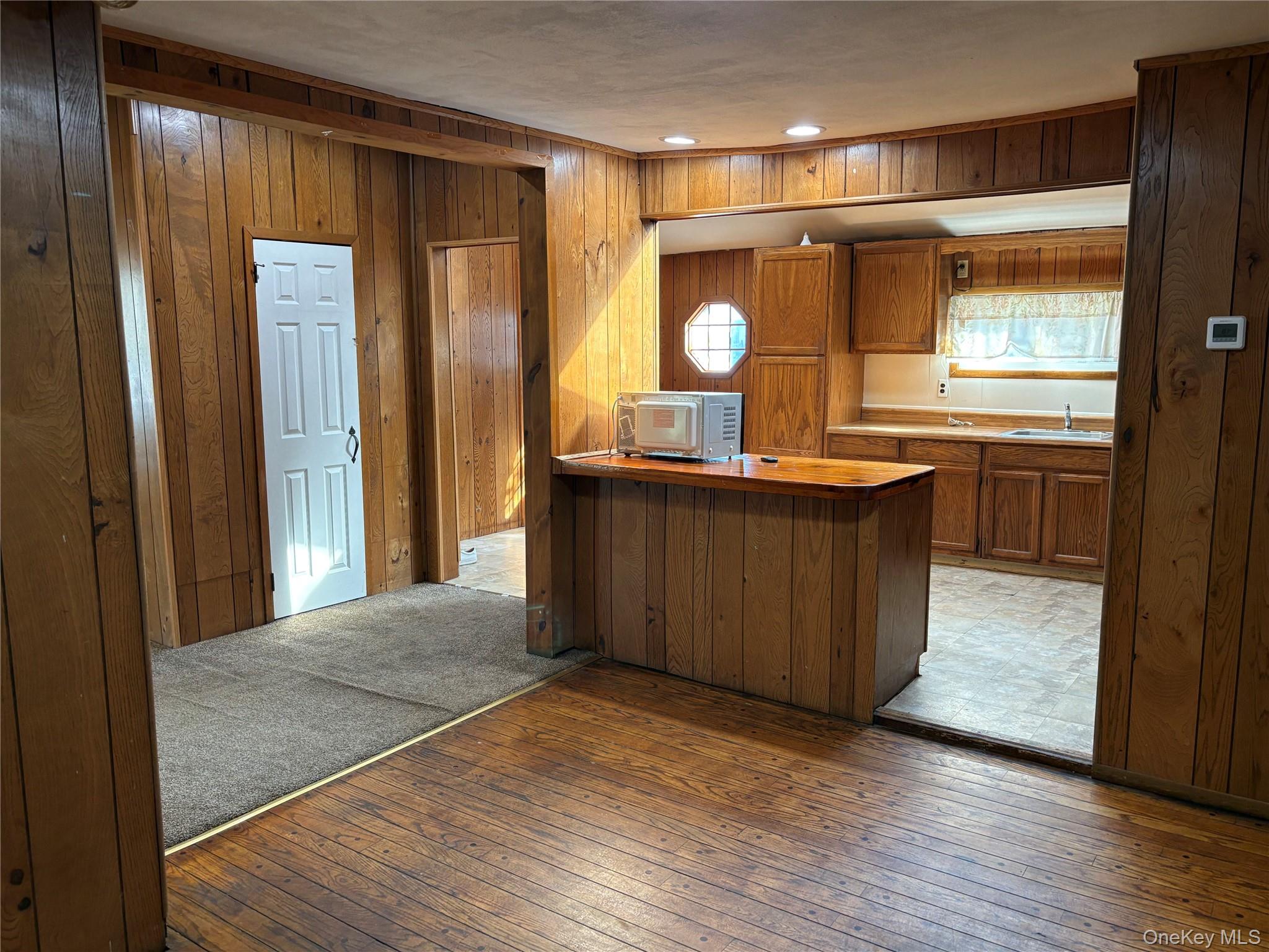 1975 Lenox Avenue Property Photo 9
