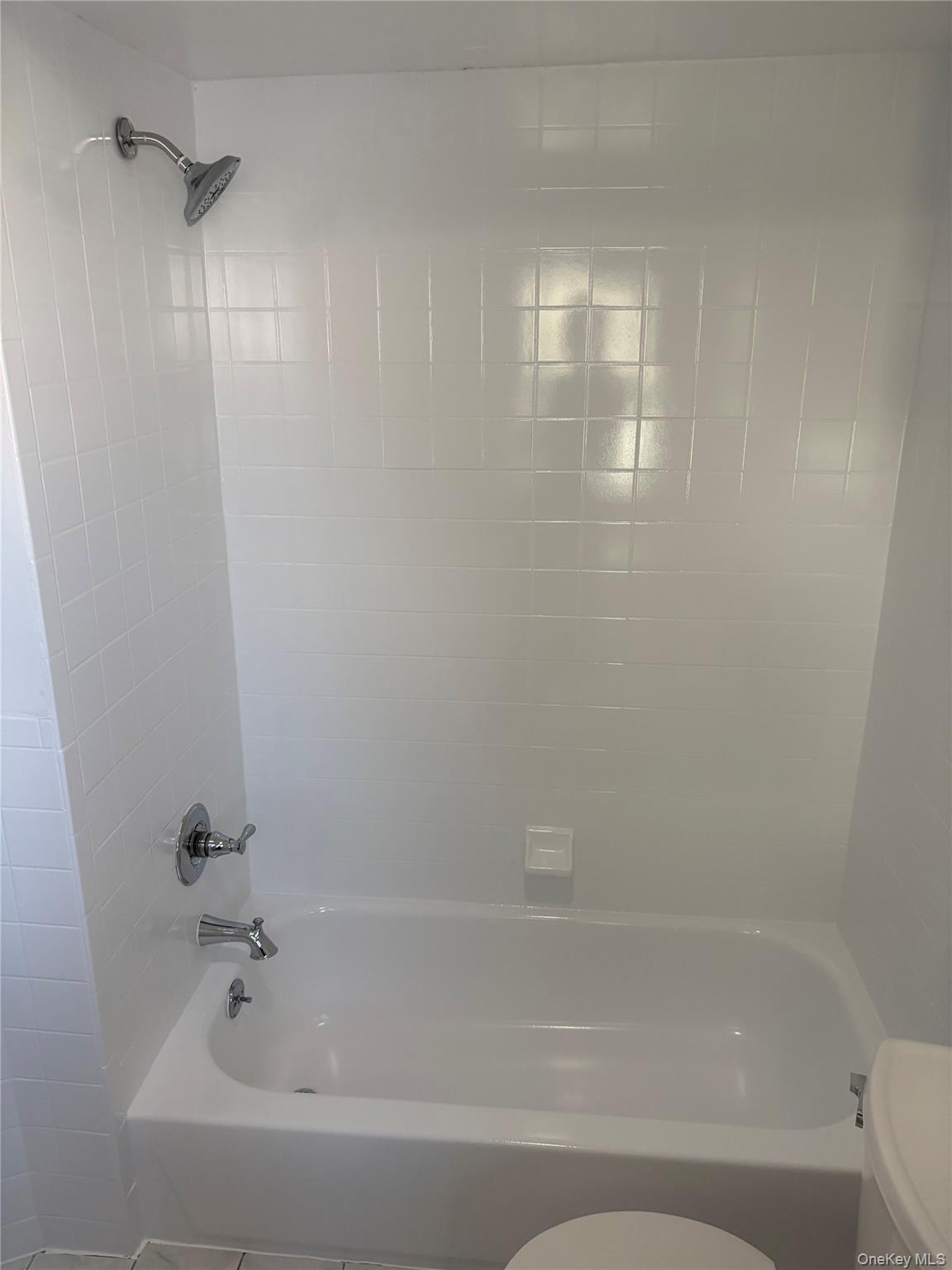 1975 Lenox Avenue Property Photo 12