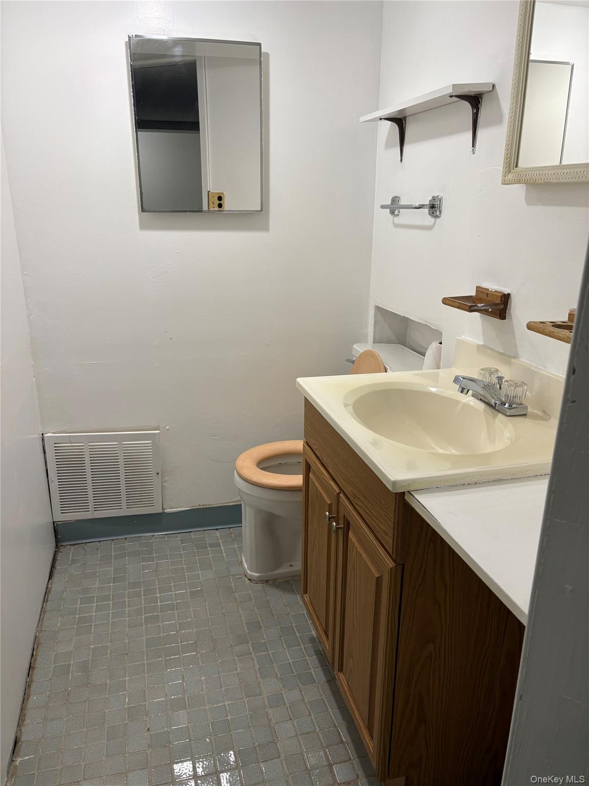 1975 Lenox Avenue Property Photo 22