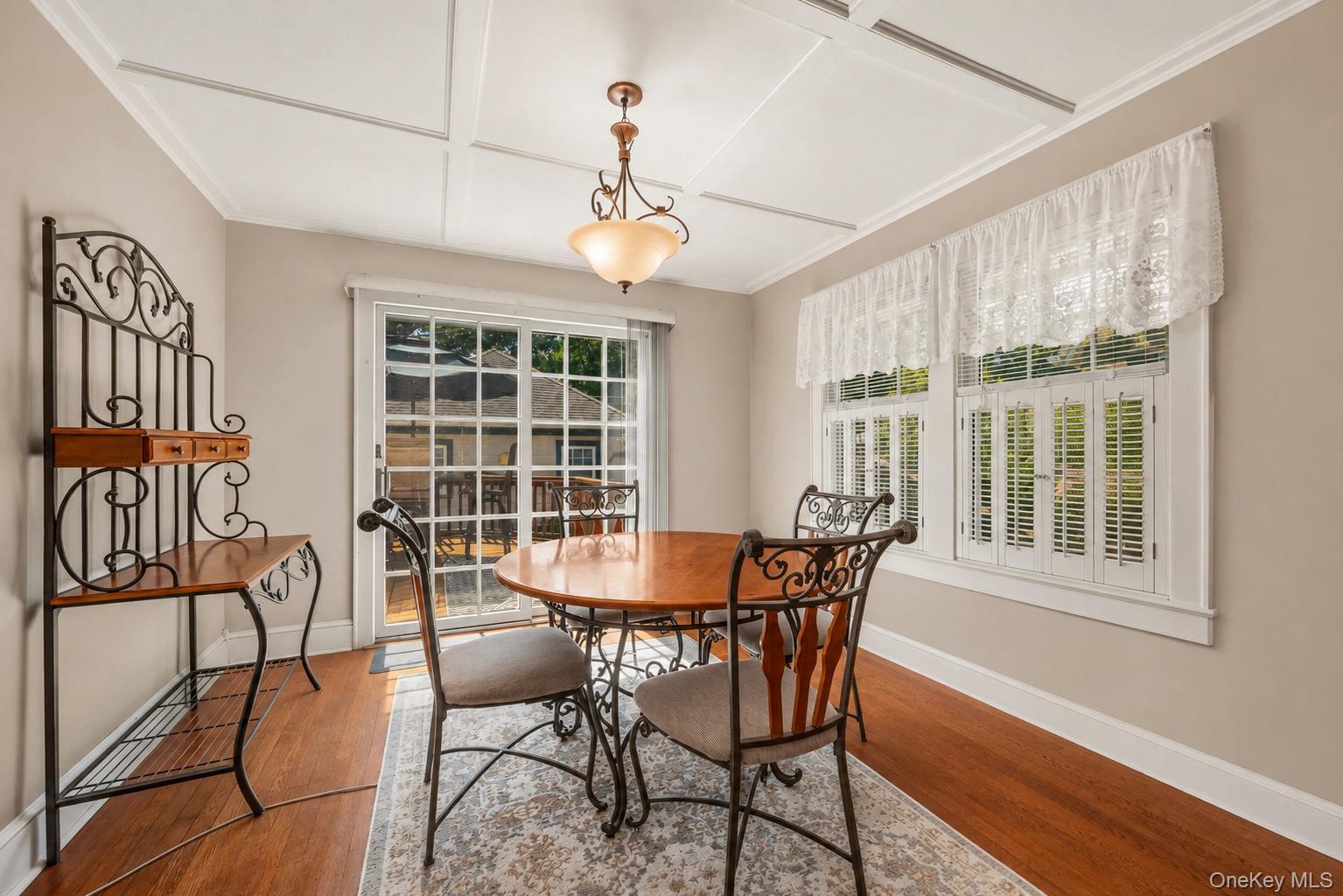 13 Washington Circle Property Photo 16