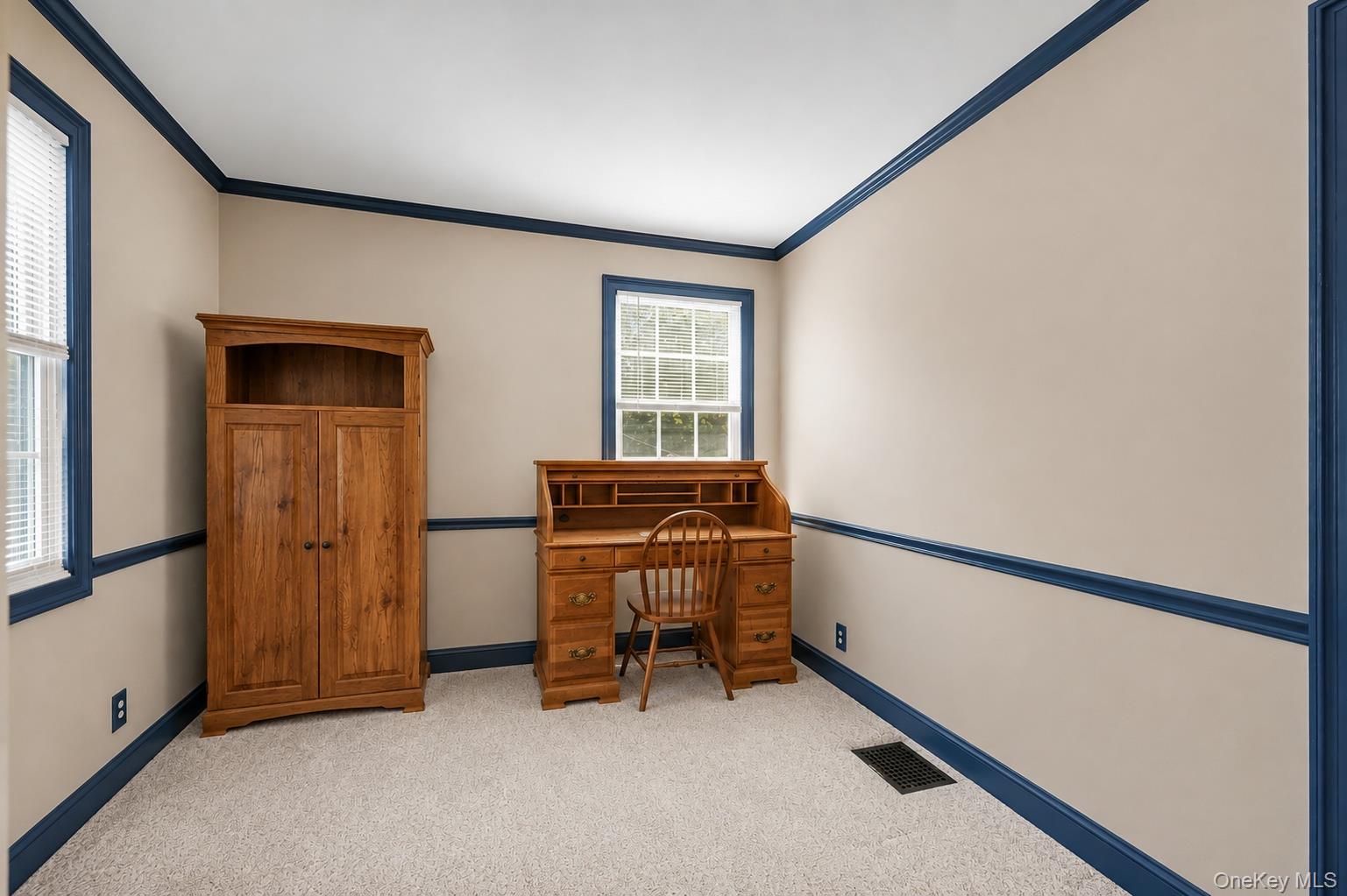 13 Washington Circle Property Photo 18