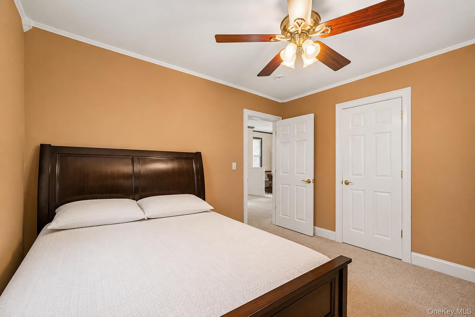 13 Washington Circle Property Photo 20