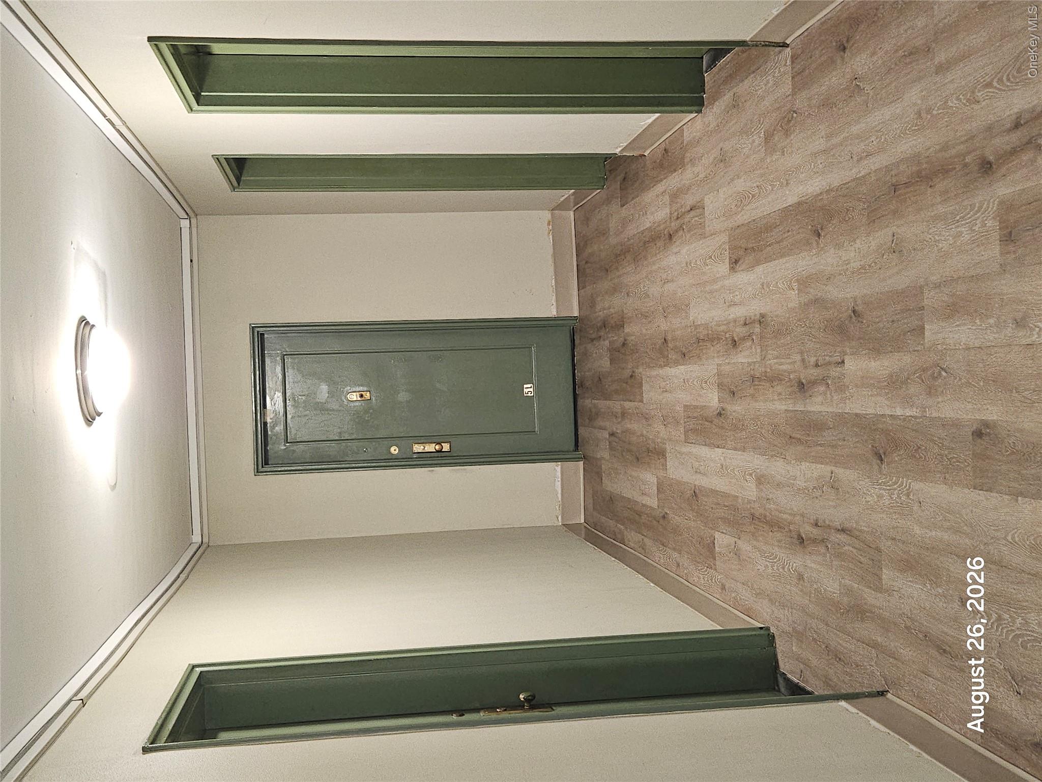 247 Parkview Avenue 5l Property Photo 2