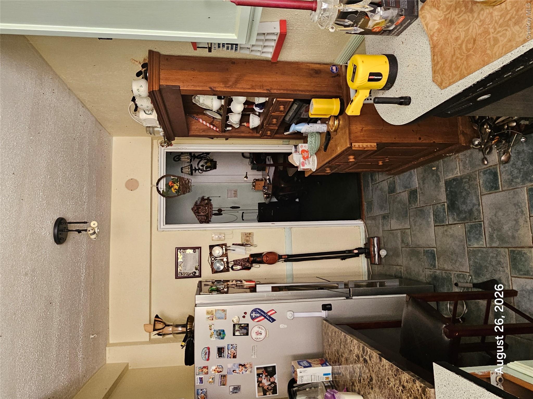 247 Parkview Avenue 5l Property Photo 6