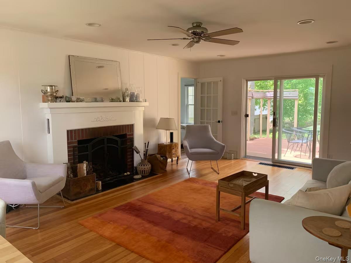 1240 West Road Property Photo 3