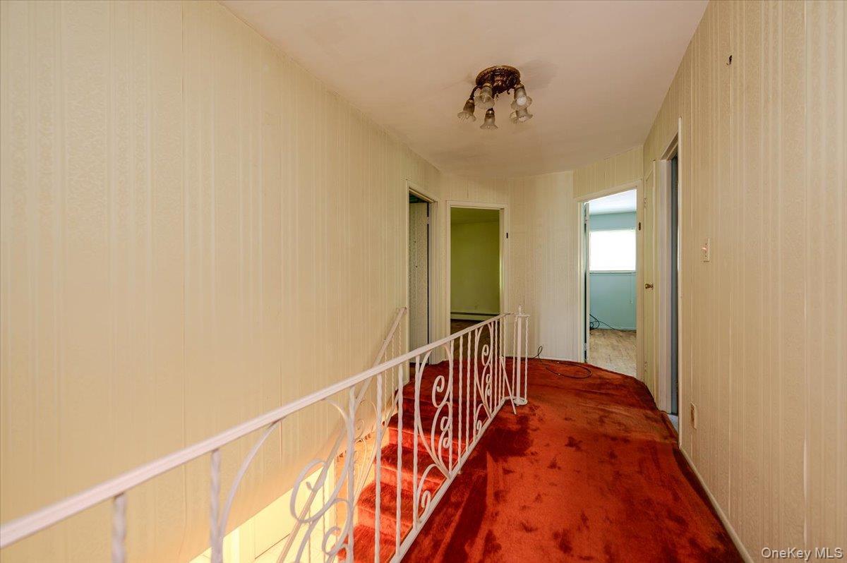 44 E Half Hollow Road Property Photo 19