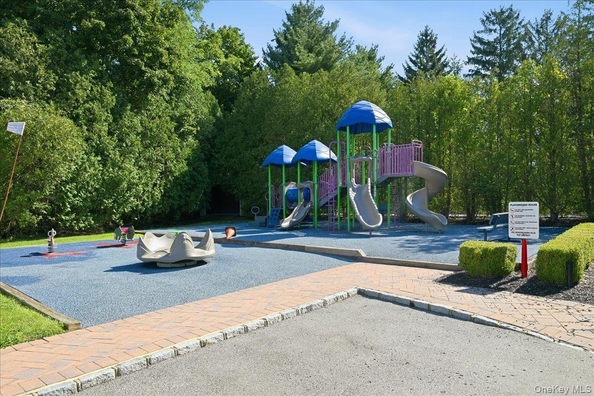 49 Villas Circle Property Photo 47