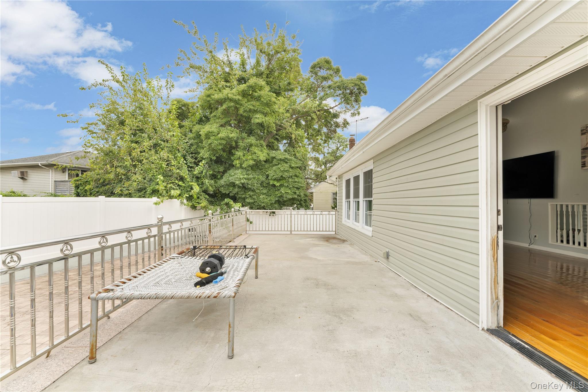 921 N Fletcher Avenue Property Photo 32