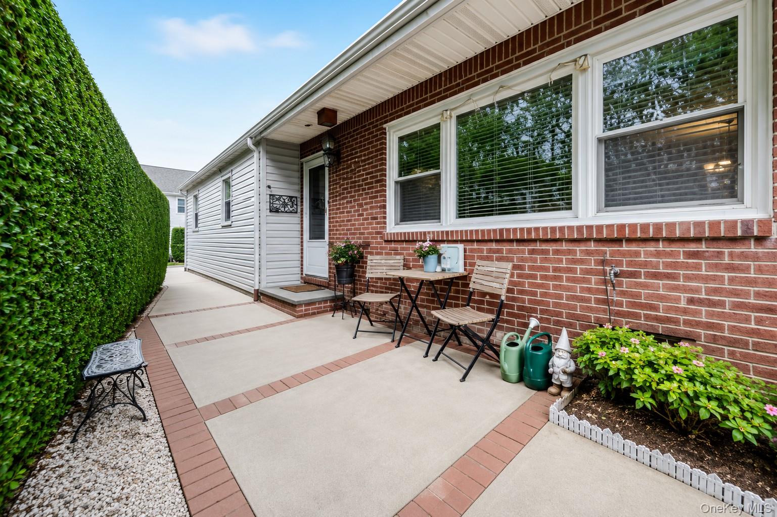 257 Neptune Boulevard Property Photo 3