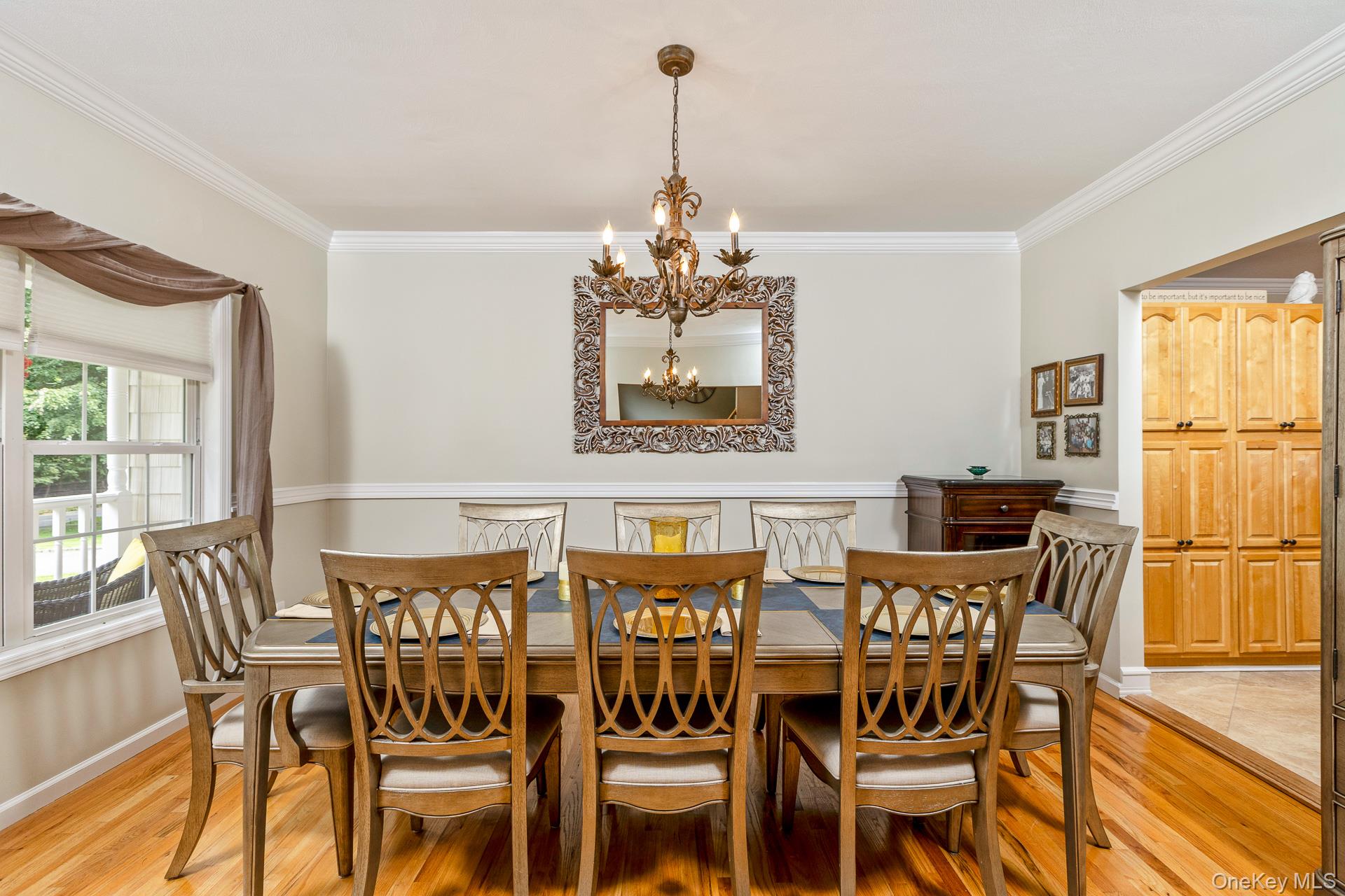 2835 N Wading River Road Property Photo 8