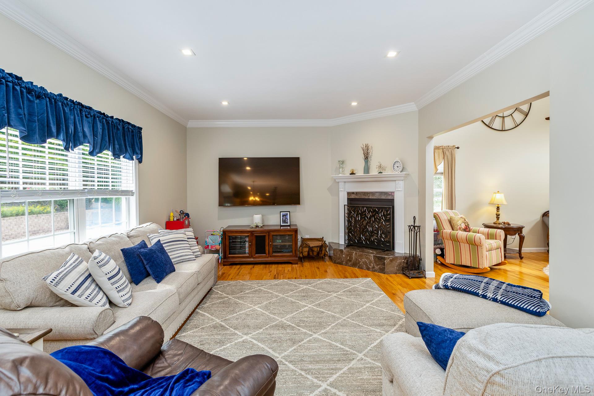 2835 N Wading River Road Property Photo 16