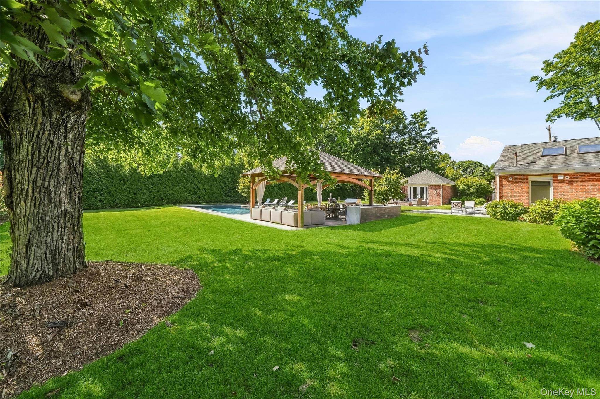 8 Rose Hill Road Property Photo 7