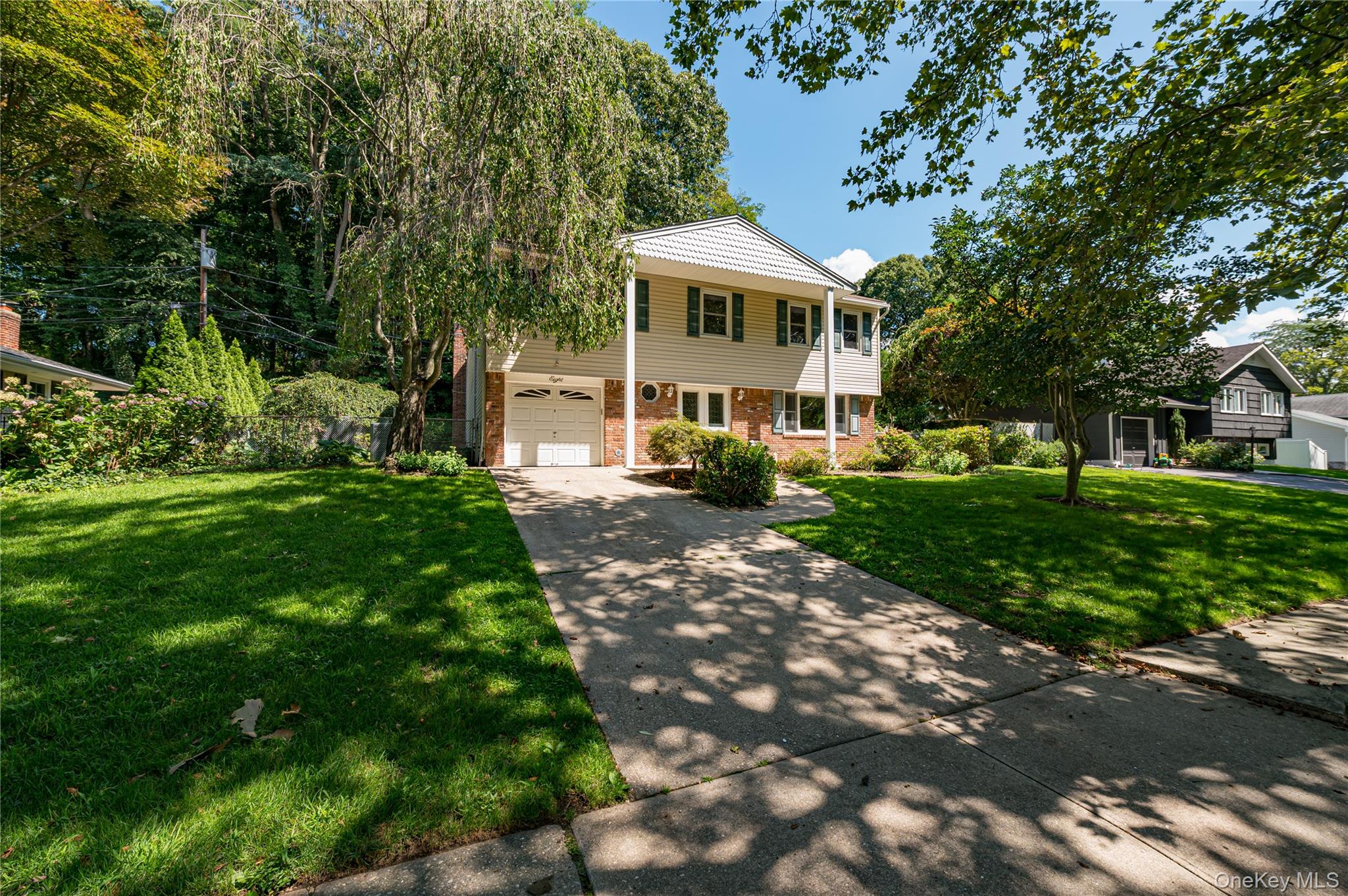 8 Salisbury Drive Property Photo 3