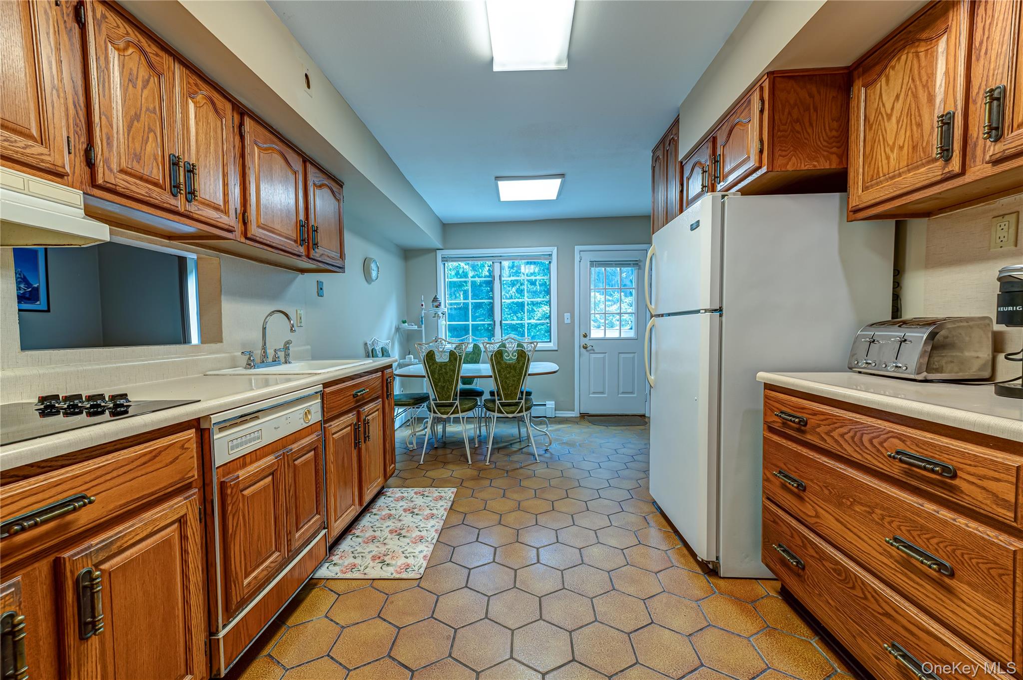 8 Salisbury Drive Property Photo 9