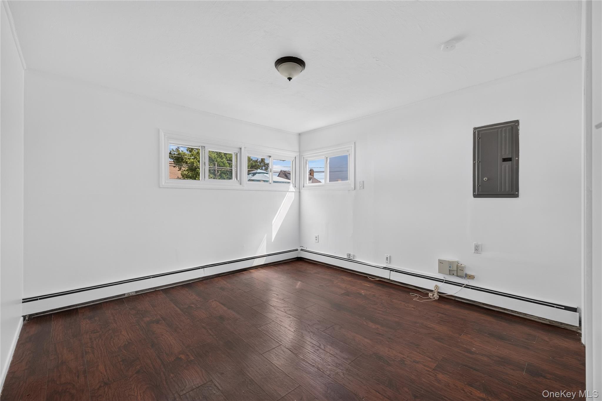 17 Berry Lane Property Photo 20