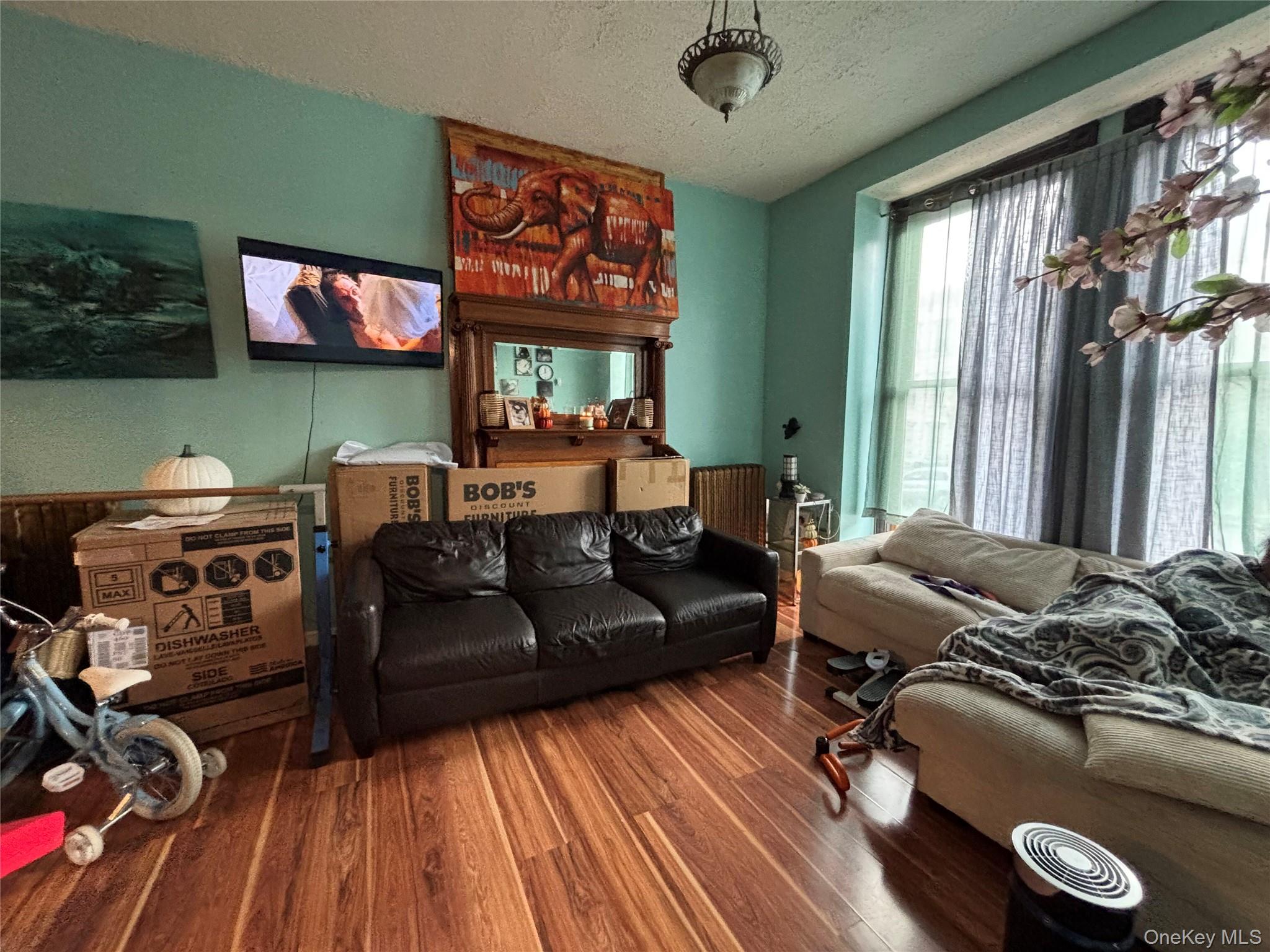 323 Clinton Avenue Property Photo 10