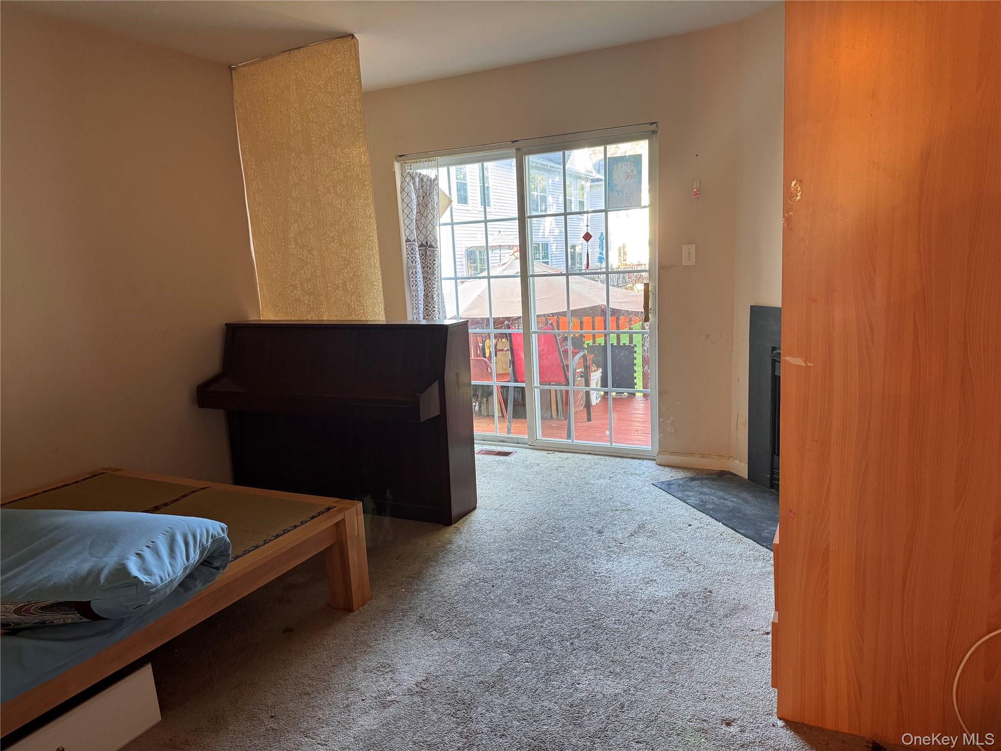 35 Lexington Way Property Photo 6
