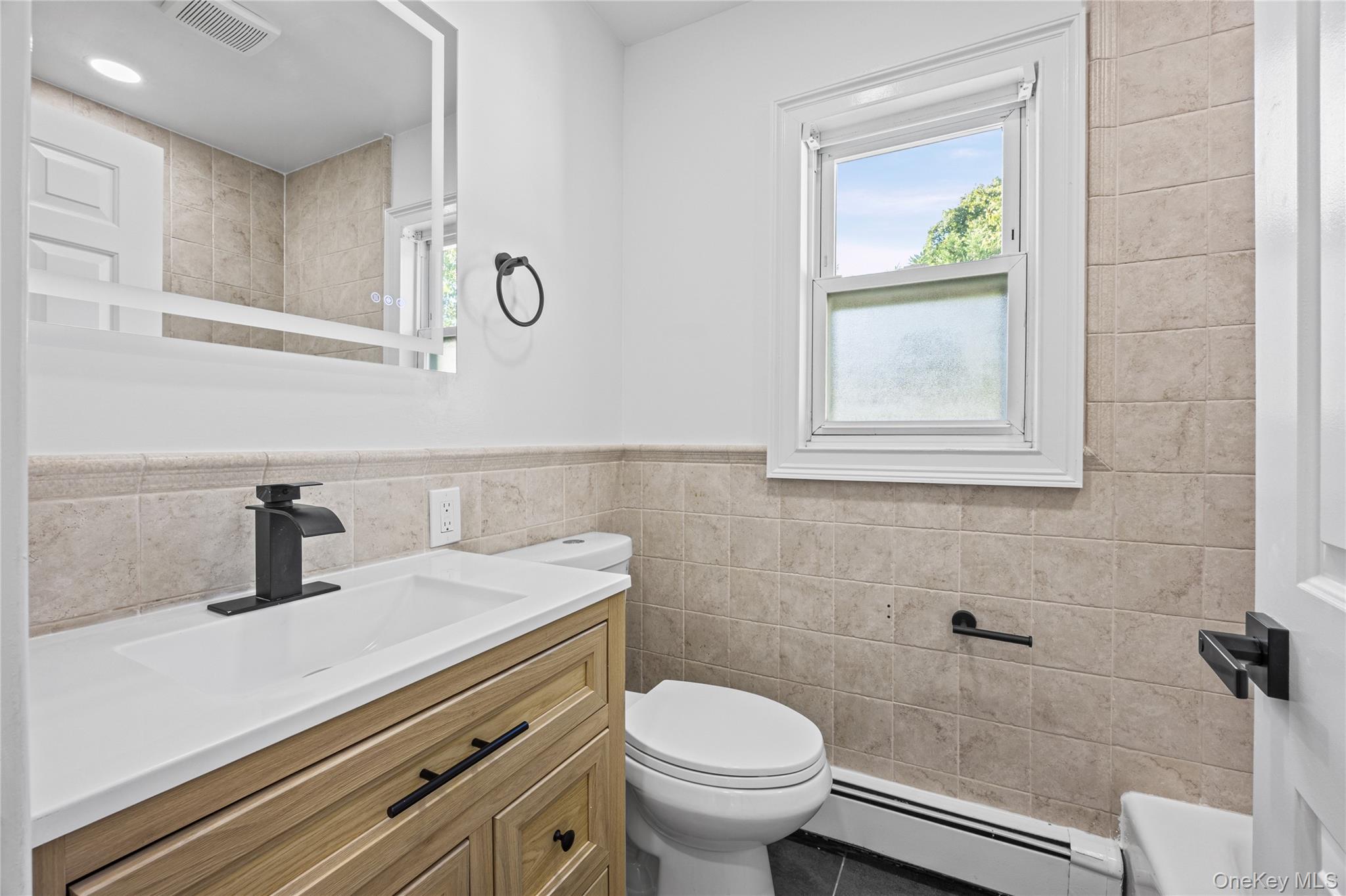 843 Jerusalem Avenue Property Photo 15