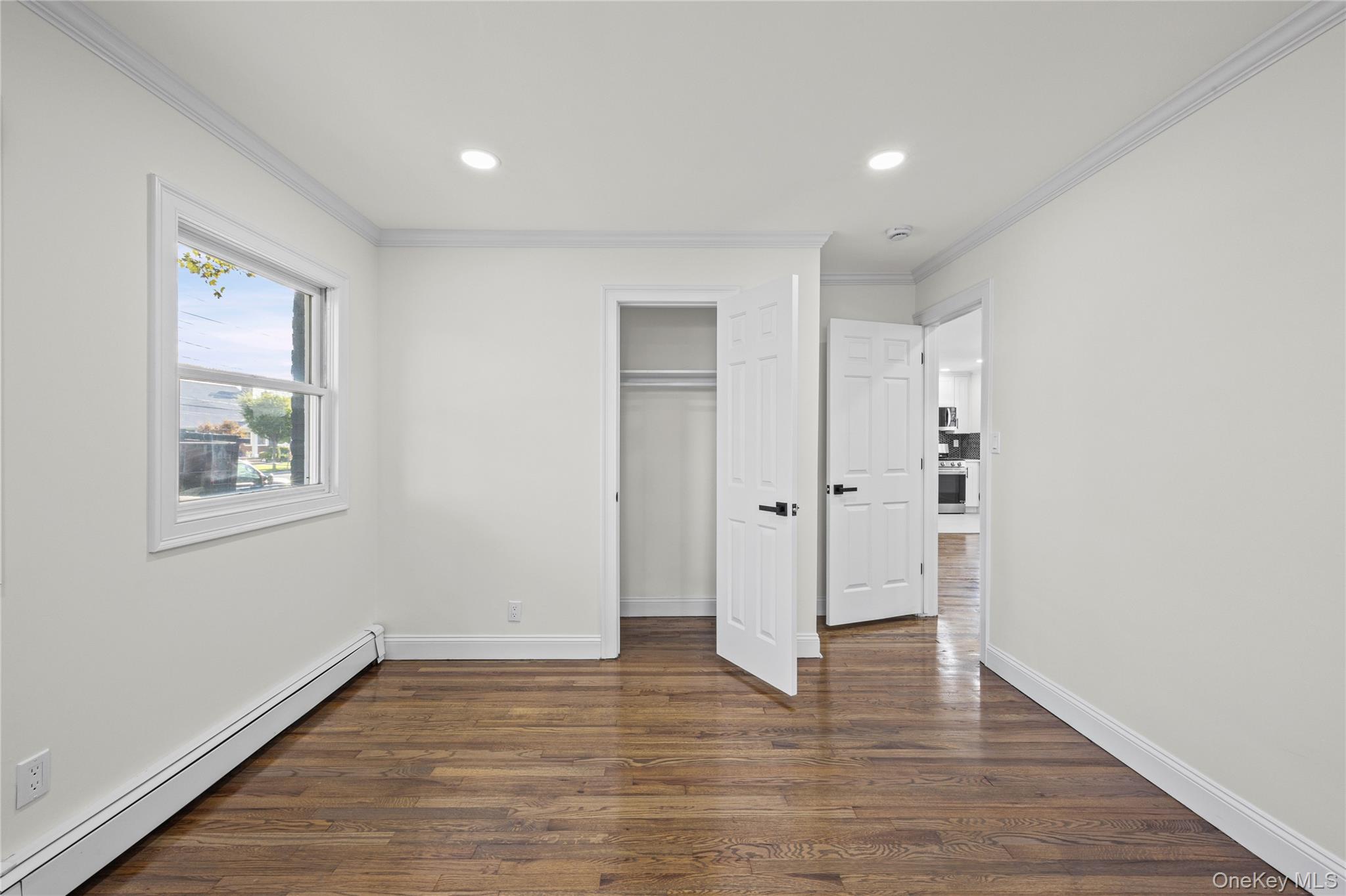 843 Jerusalem Avenue Property Photo 32