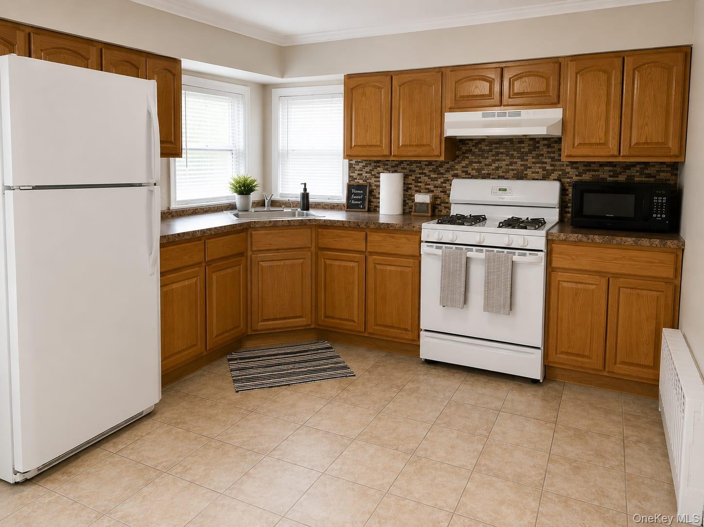 95 Street Property Photo 2