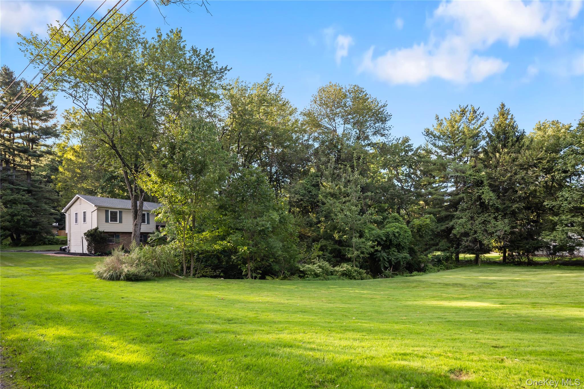 635 S Pascack Property Photo 10