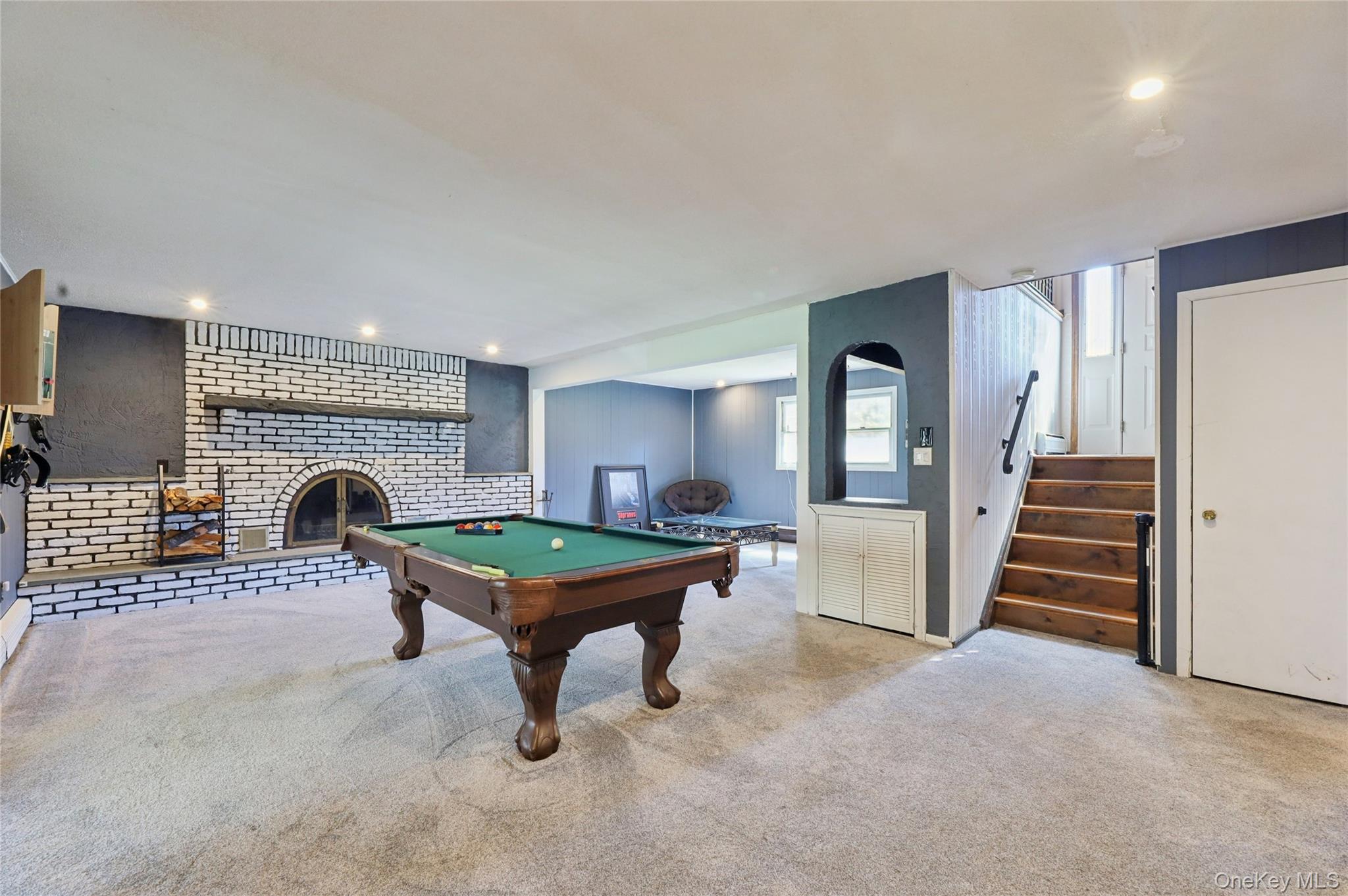 635 S Pascack Property Photo 33