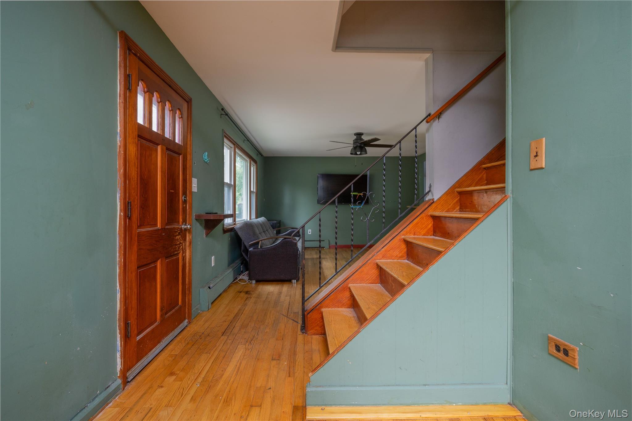 225 S Harrison Avenue Property Photo 4
